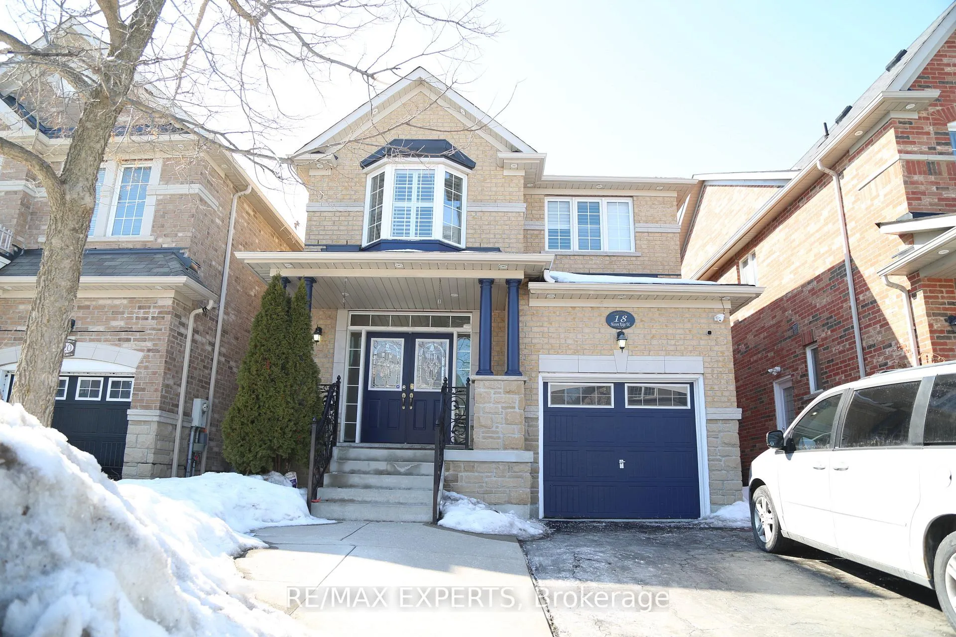 Photo 1 of 18 Mission Ridge Trail, Brampton, Bram East — HOMEH