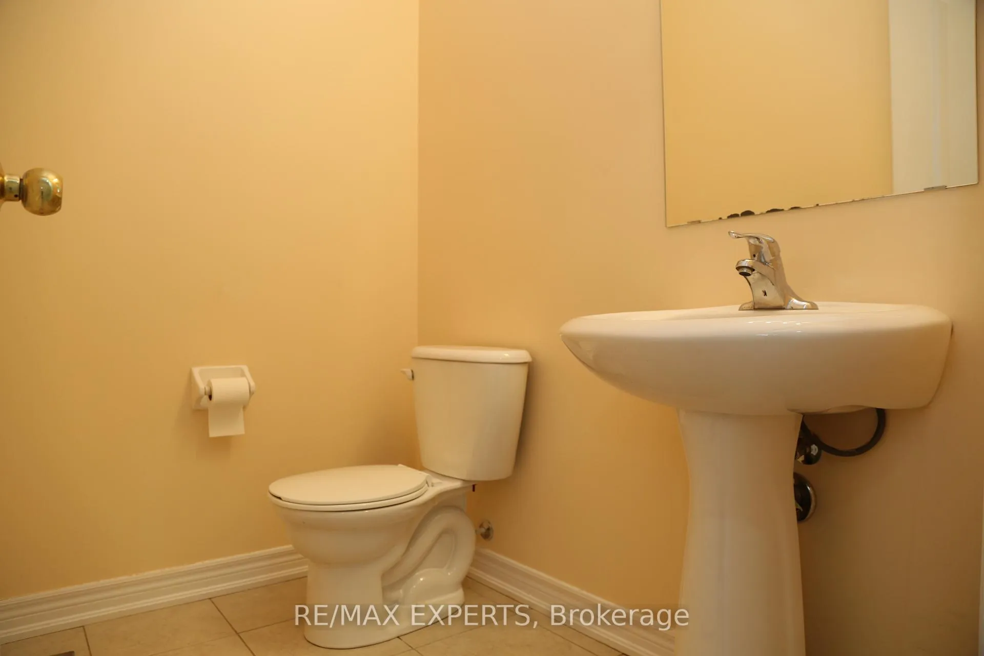 Photo 17 of 18 Mission Ridge Trail, Brampton, Bram East — HOMEH