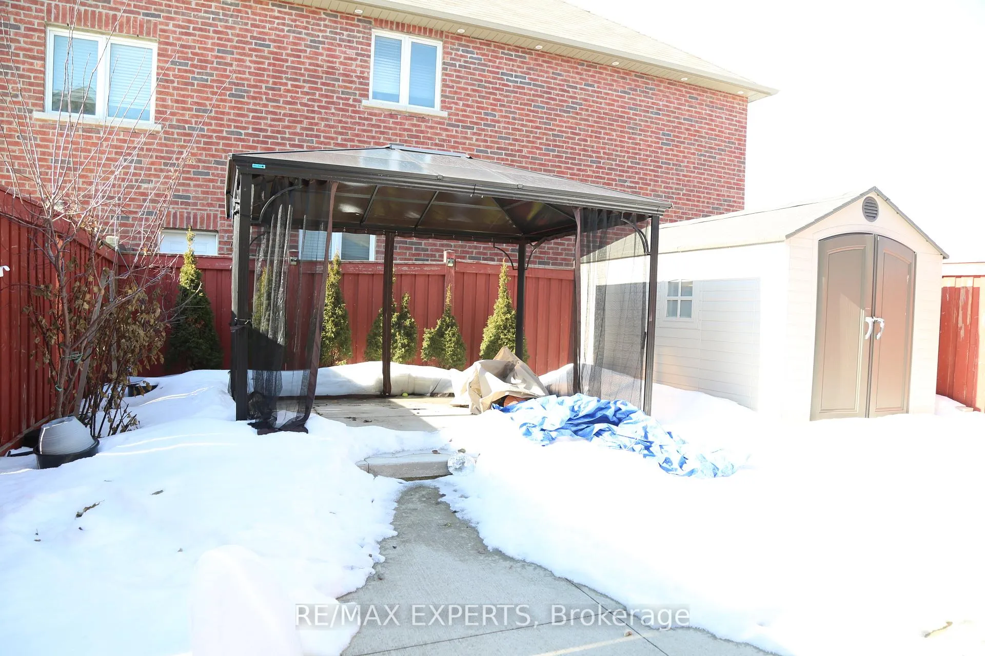Photo 34 of 18 Mission Ridge Trail, Brampton, Bram East — HOMEH