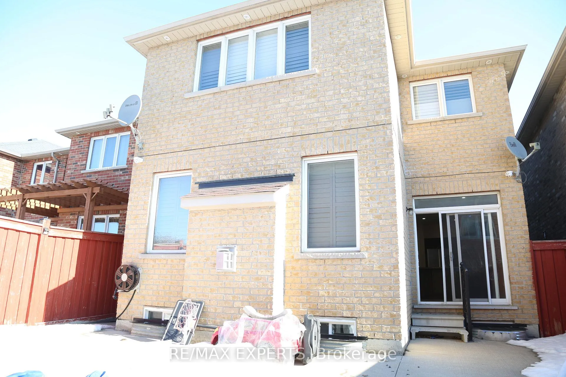 Photo 35 of 18 Mission Ridge Trail, Brampton, Bram East — HOMEH