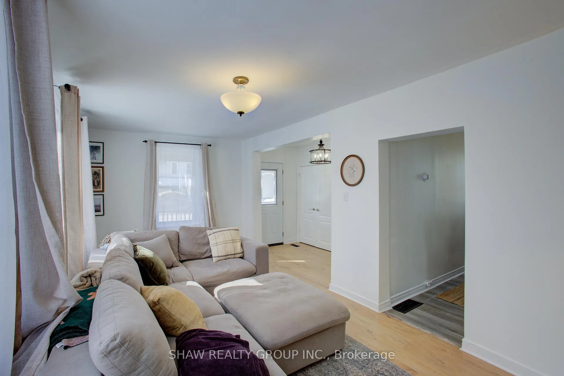 Photo 5 of 101 John Street, North Huron, Wingham — HOMEH