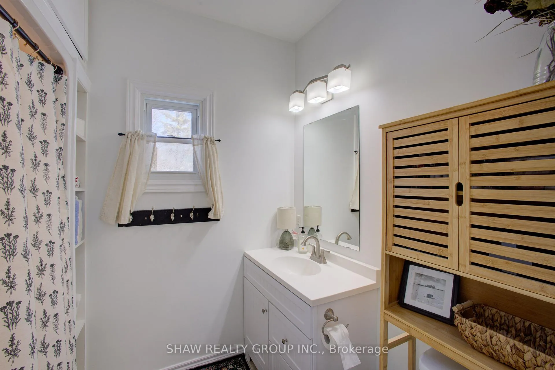 Photo 16 of 101 John Street, North Huron, Wingham — HOMEH