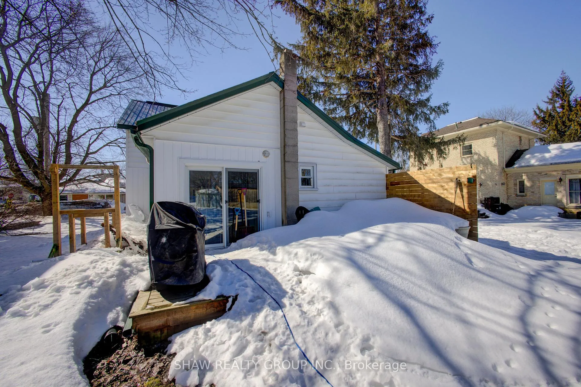 Photo 33 of 101 John Street, North Huron, Wingham — HOMEH