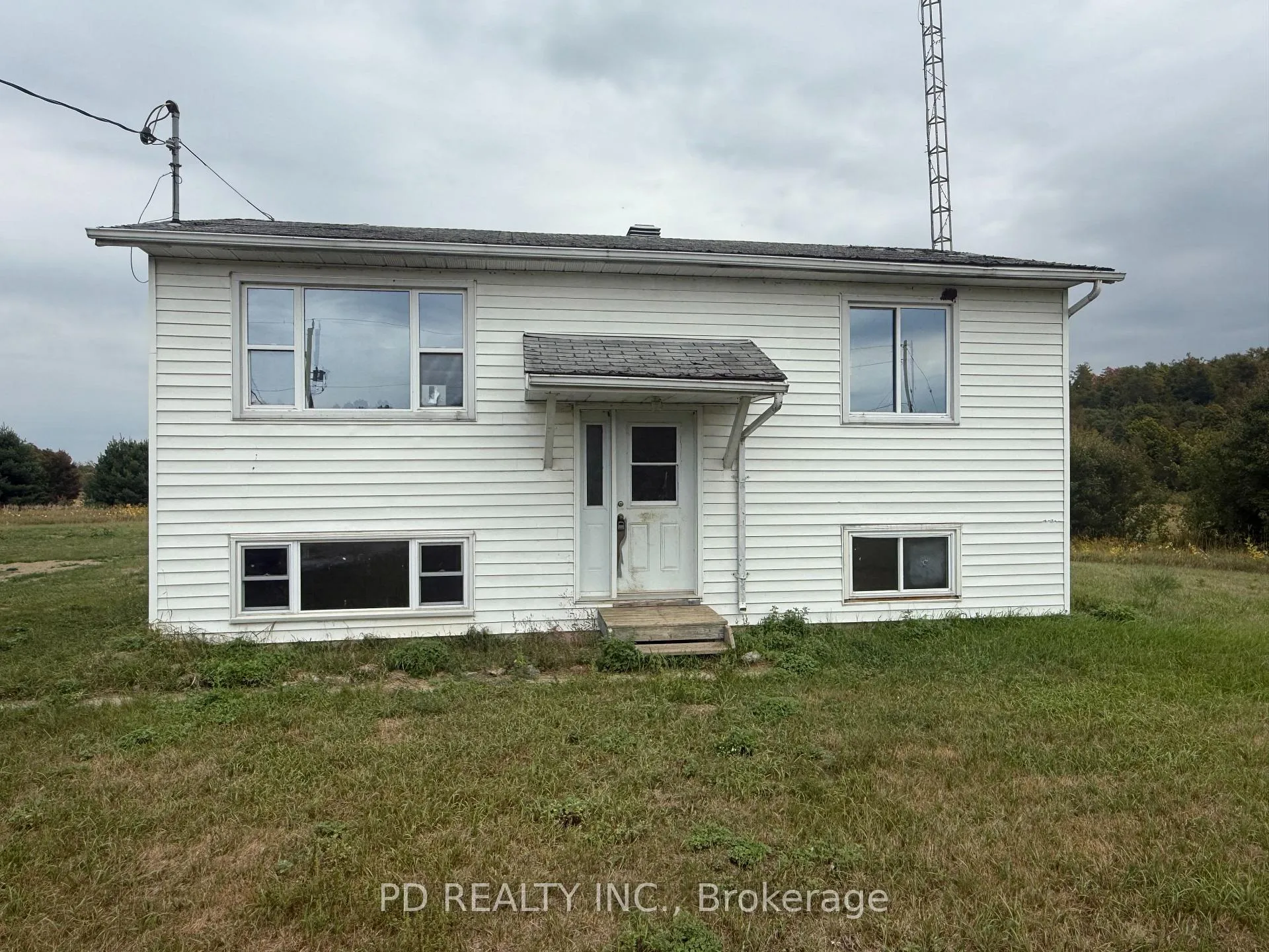 Photo 1 of 1251 Brock Road, Frontenac, Frontenac Centre — HOMEH