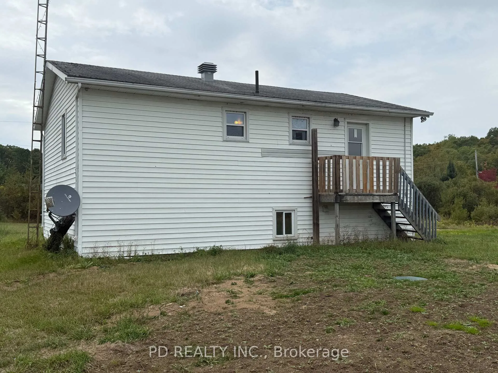 Photo 4 of 1251 Brock Road, Frontenac, Frontenac Centre — HOMEH