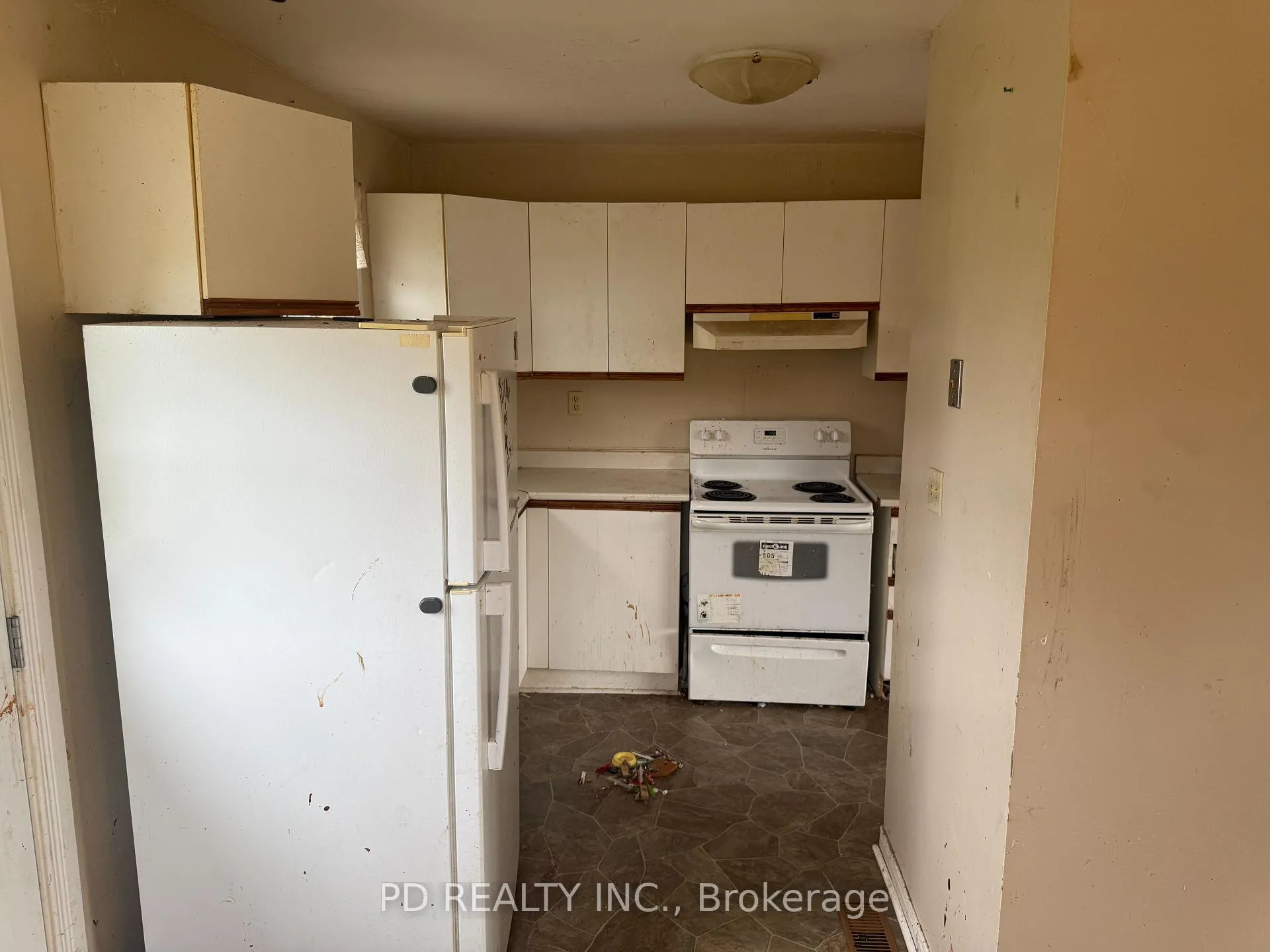 Photo 11 of 1251 Brock Road, Frontenac, Frontenac Centre — HOMEH