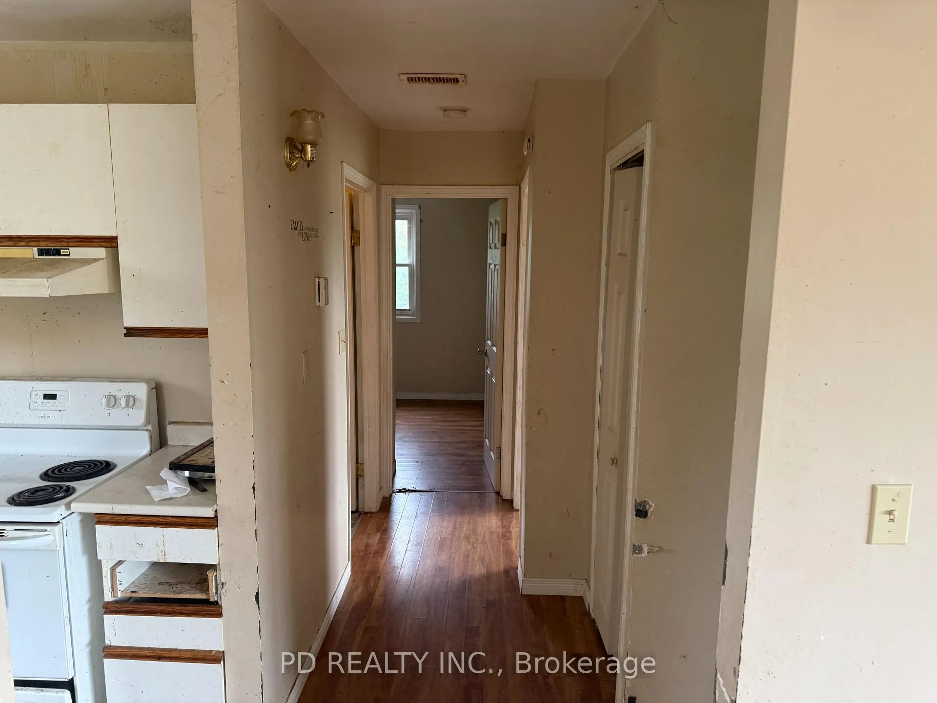 Photo 13 of 1251 Brock Road, Frontenac, Frontenac Centre — HOMEH
