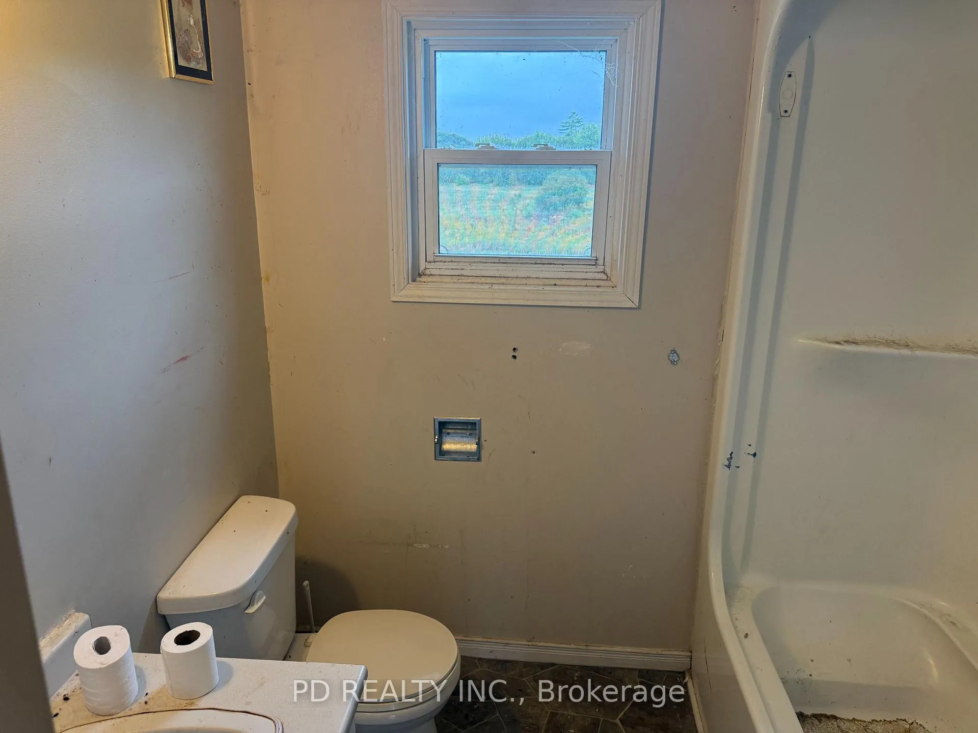 Photo 14 of 1251 Brock Road, Frontenac, Frontenac Centre — HOMEH