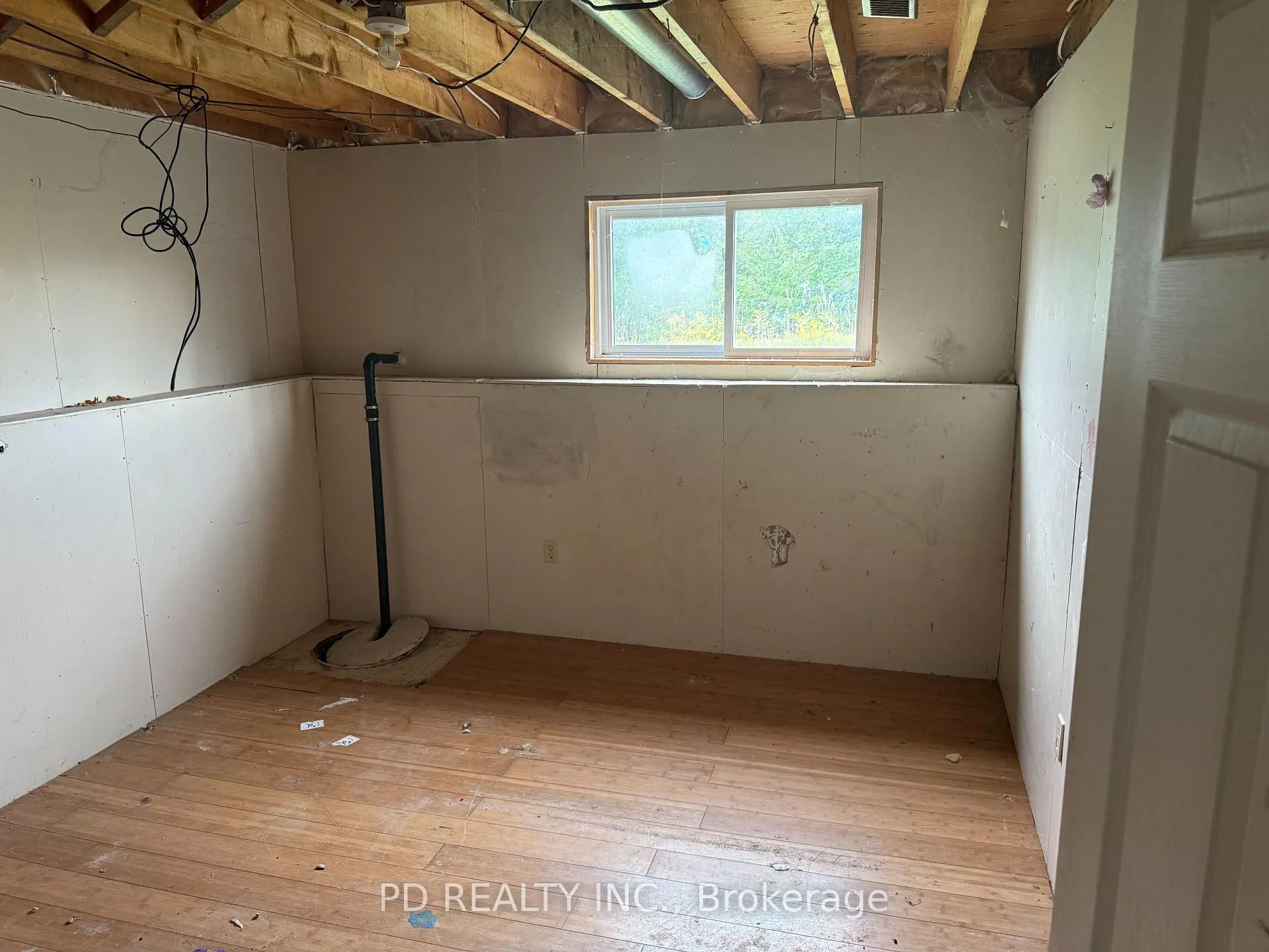 Photo 19 of 1251 Brock Road, Frontenac, Frontenac Centre — HOMEH
