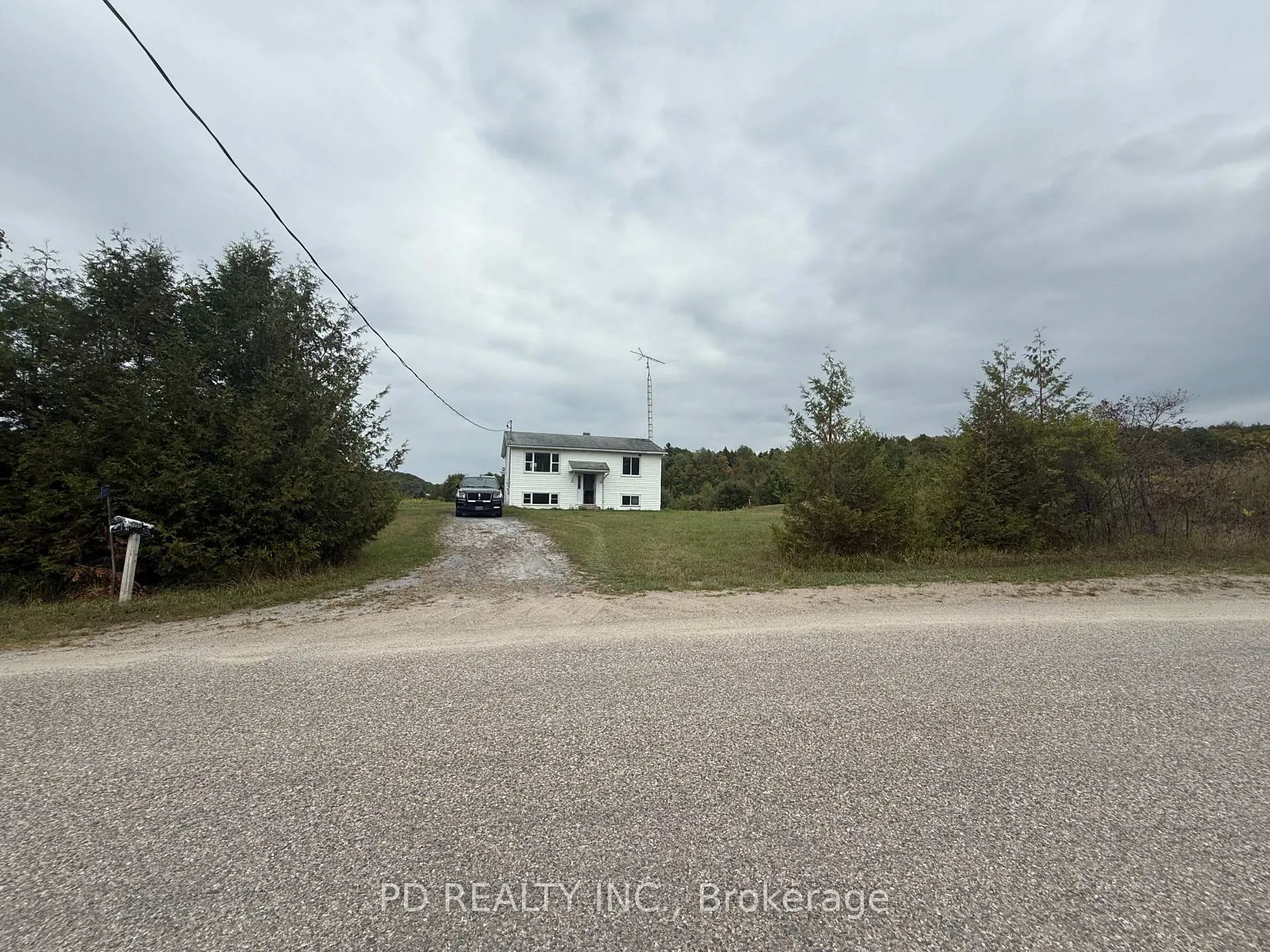 Photo 25 of 1251 Brock Road, Frontenac, Frontenac Centre — HOMEH
