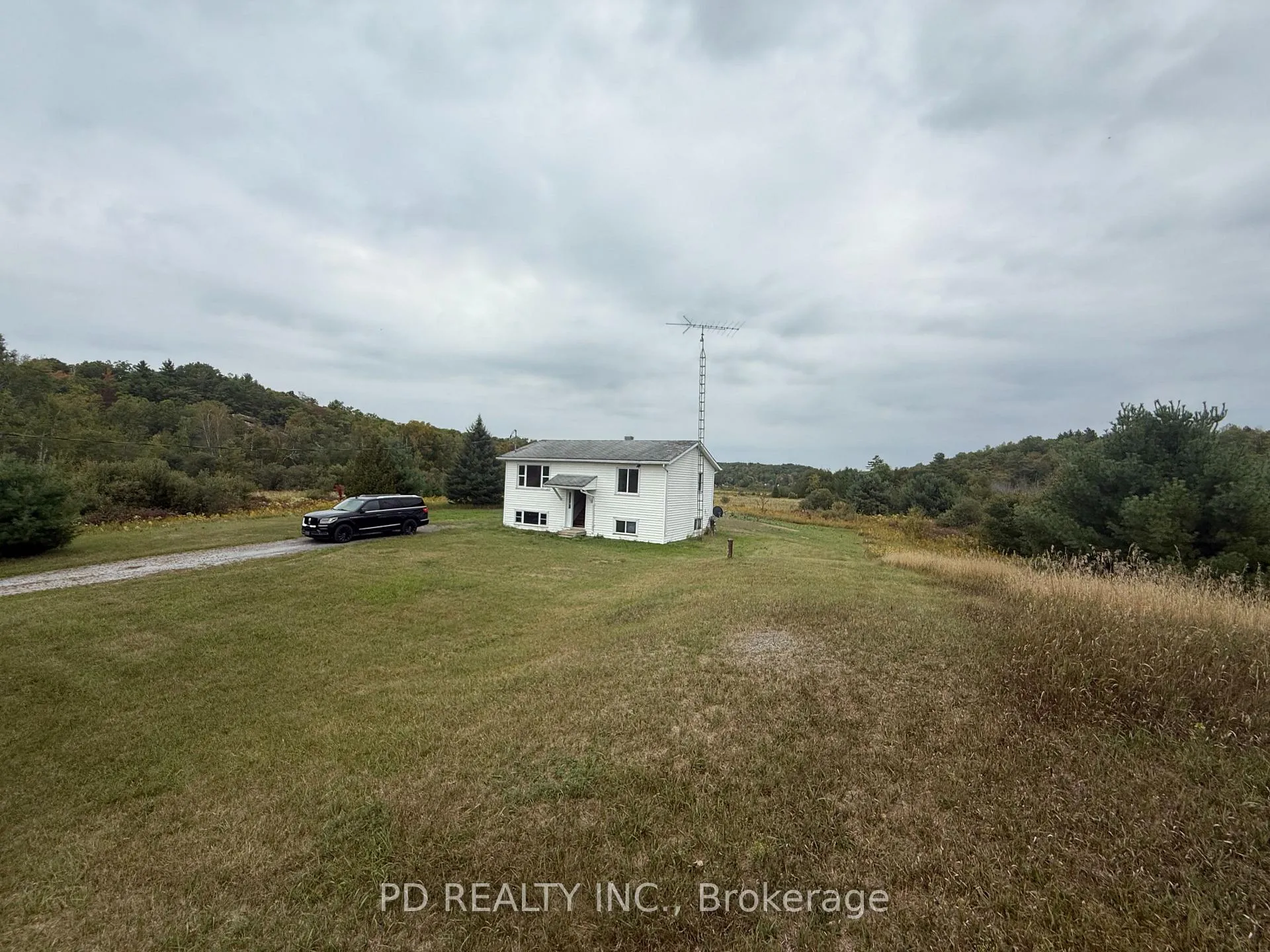 Photo 26 of 1251 Brock Road, Frontenac, Frontenac Centre — HOMEH