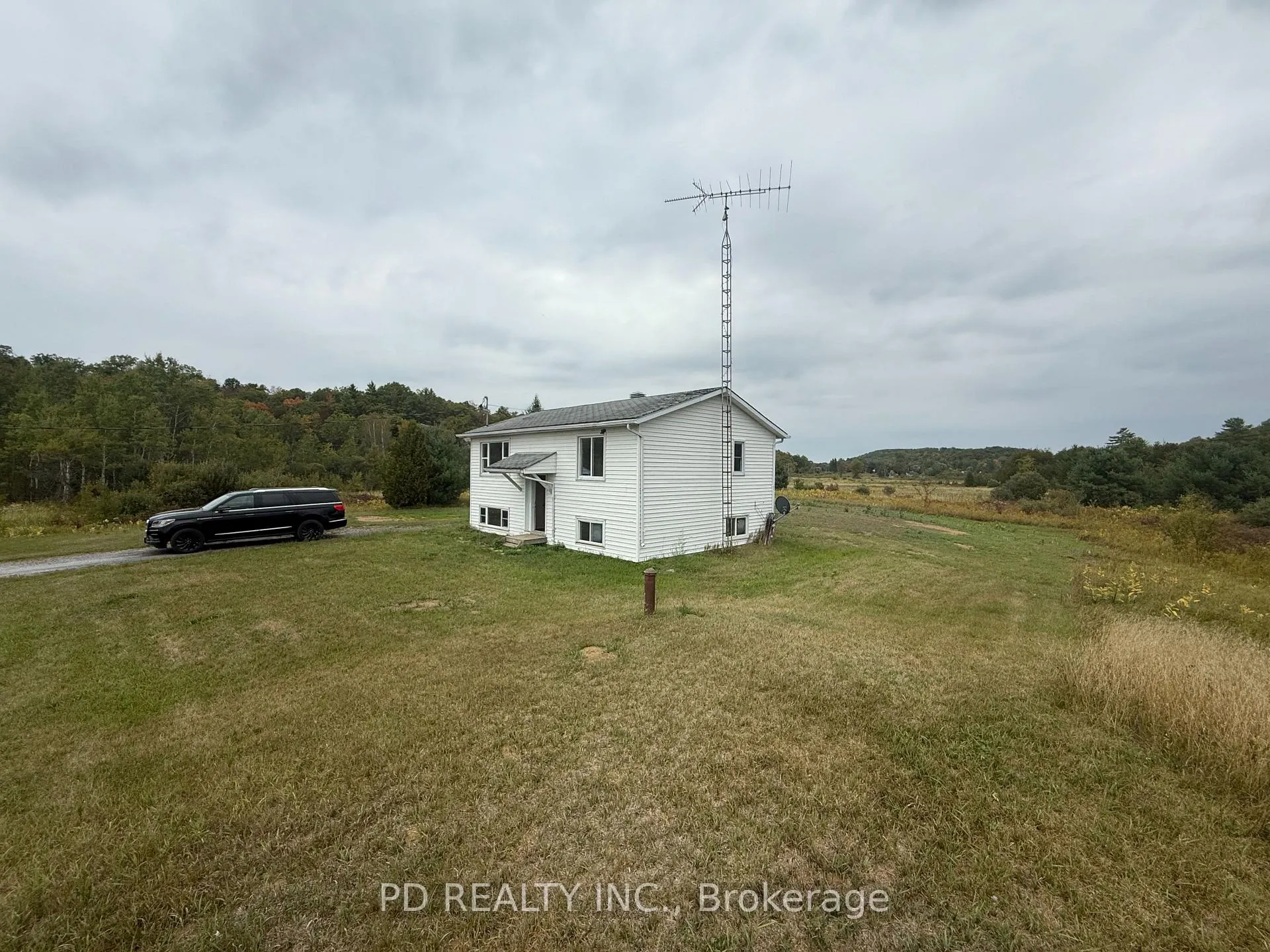 Photo 27 of 1251 Brock Road, Frontenac, Frontenac Centre — HOMEH
