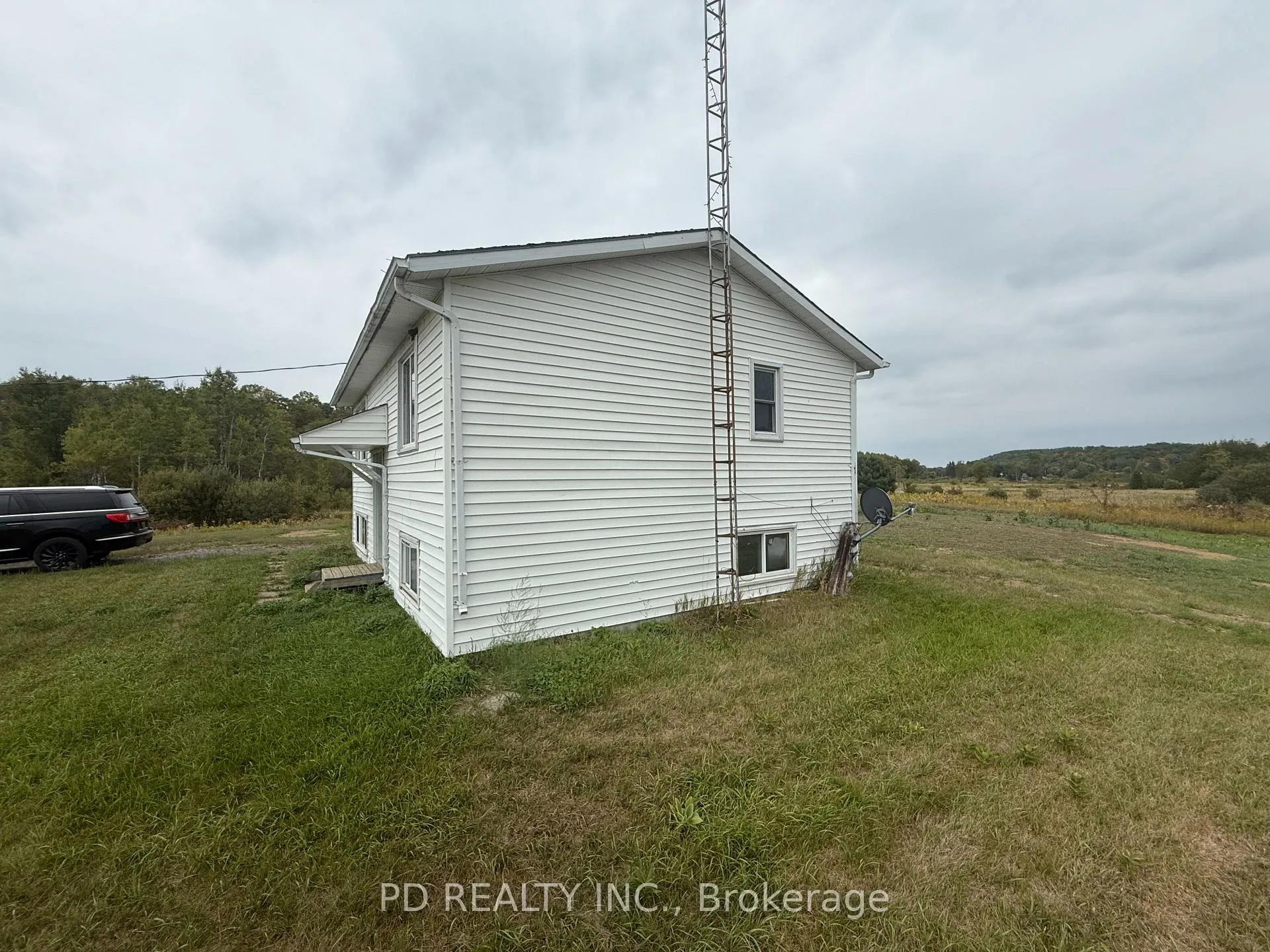 Photo 28 of 1251 Brock Road, Frontenac, Frontenac Centre — HOMEH