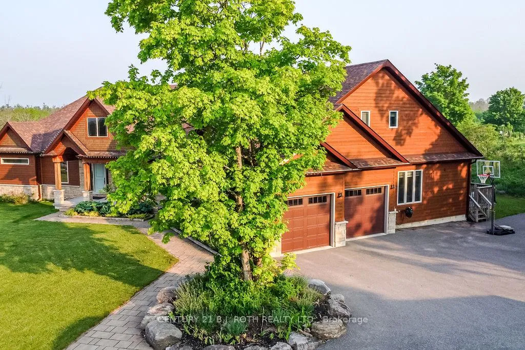 Photo 2 of 19 Reid's Ridge, Oro-Medonte, Moonstone — HOMEH