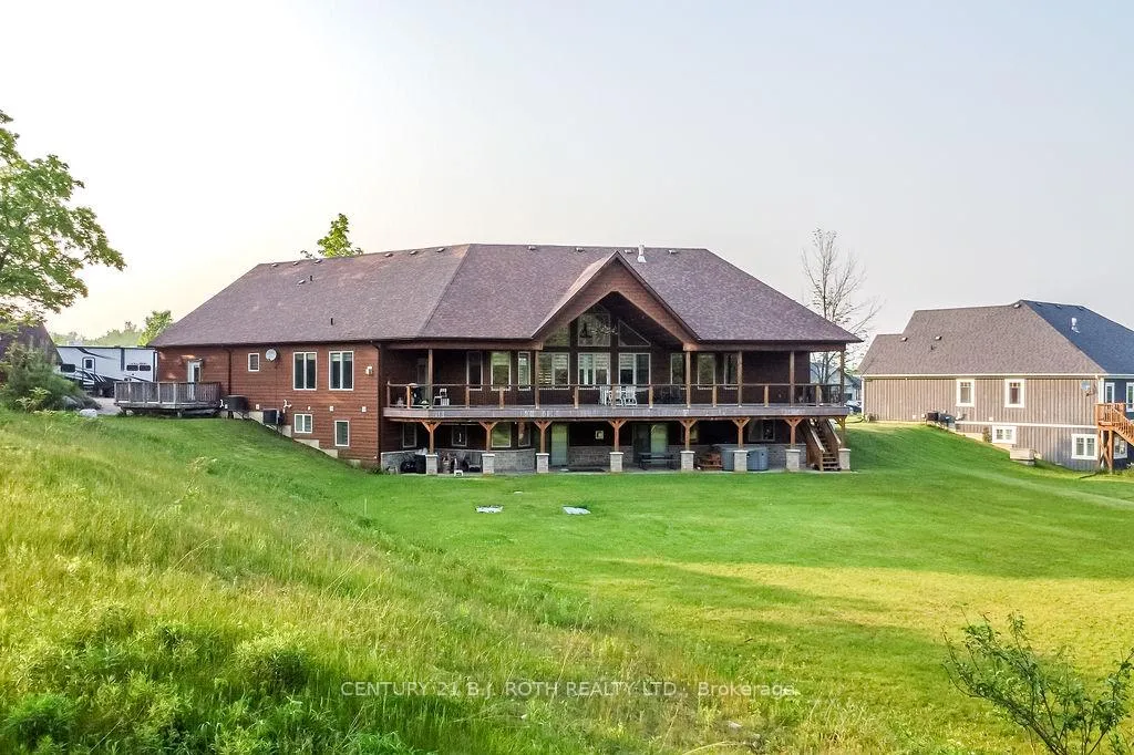 Photo 5 of 19 Reid's Ridge, Oro-Medonte, Moonstone — HOMEH