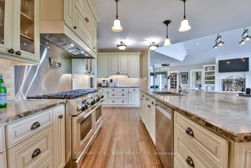 Photo 15 of 19 Reid's Ridge, Oro-Medonte, Moonstone — HOMEH