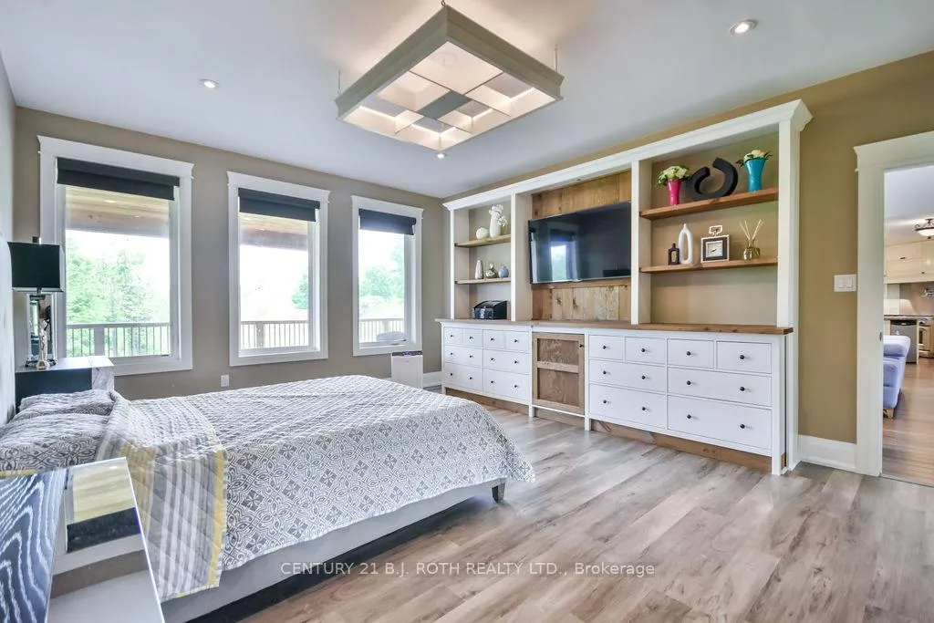 Photo 23 of 19 Reid's Ridge, Oro-Medonte, Moonstone — HOMEH