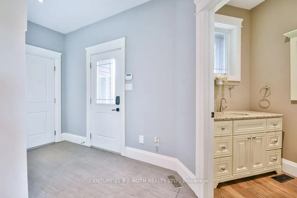 Photo 25 of 19 Reid's Ridge, Oro-Medonte, Moonstone — HOMEH