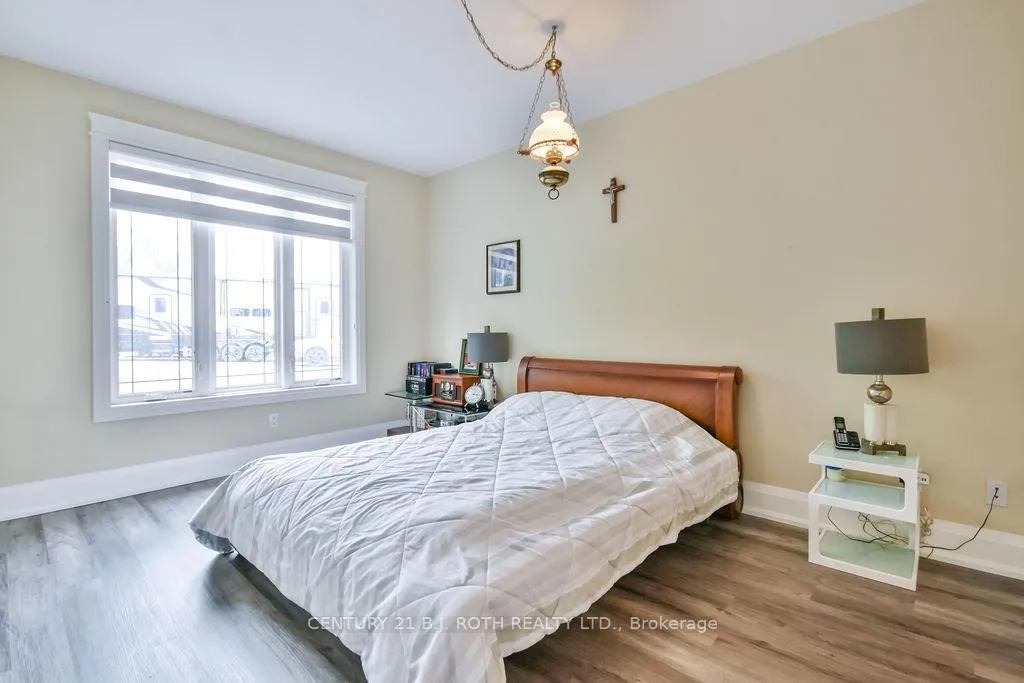 Photo 30 of 19 Reid's Ridge, Oro-Medonte, Moonstone — HOMEH