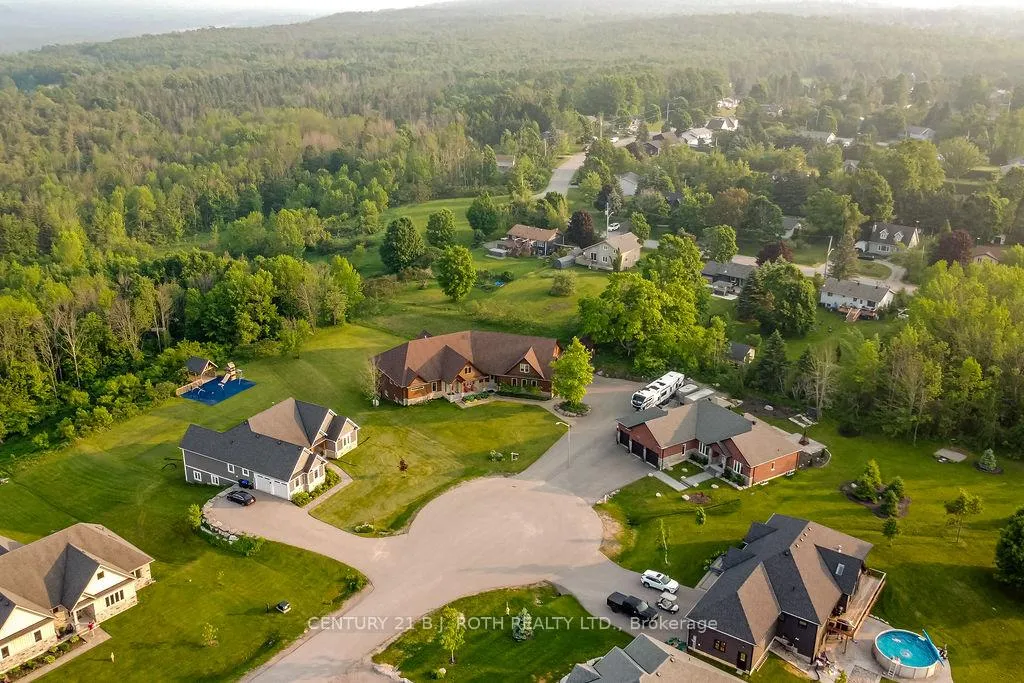 Photo 49 of 19 Reid's Ridge, Oro-Medonte, Moonstone — HOMEH