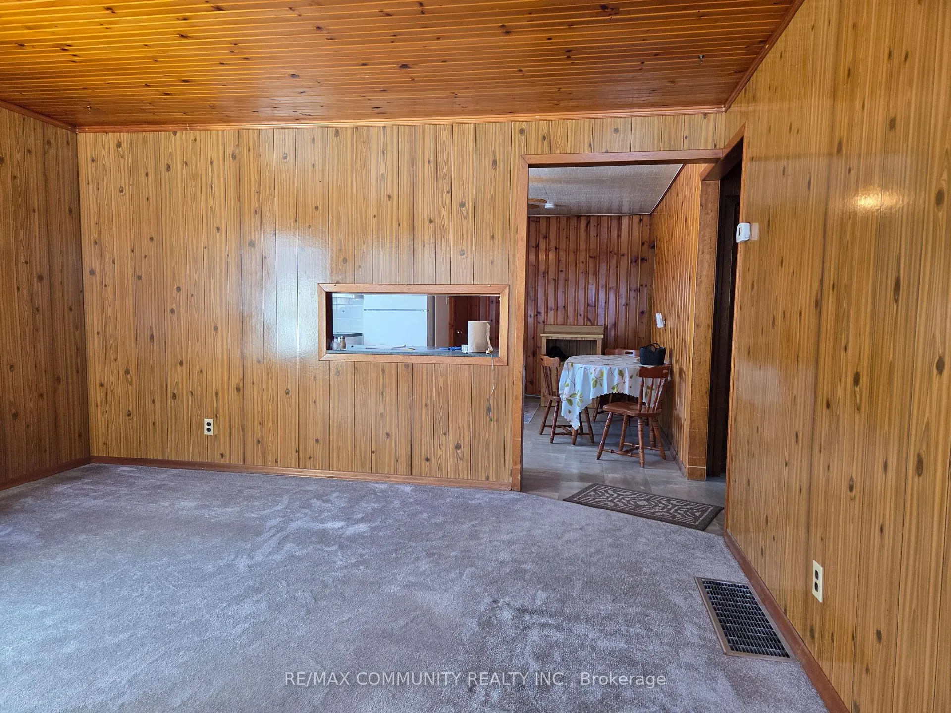 Photo 6 of 136 Wharf Street, Clarington, Bowmanville — HOMEH
