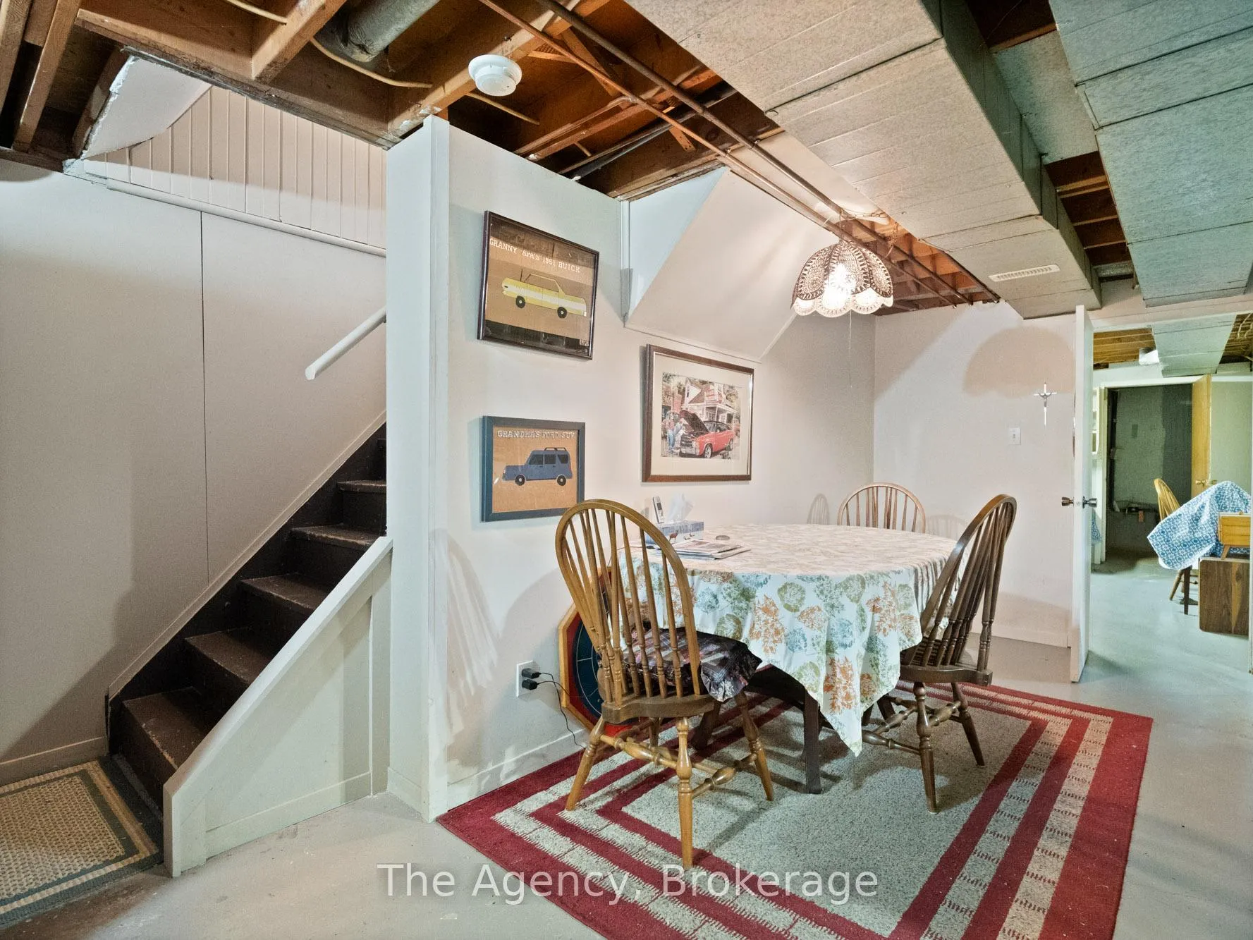 Photo 21 of 20 Brackencrest Road, St. Catharines, Secord Woods — HOMEH