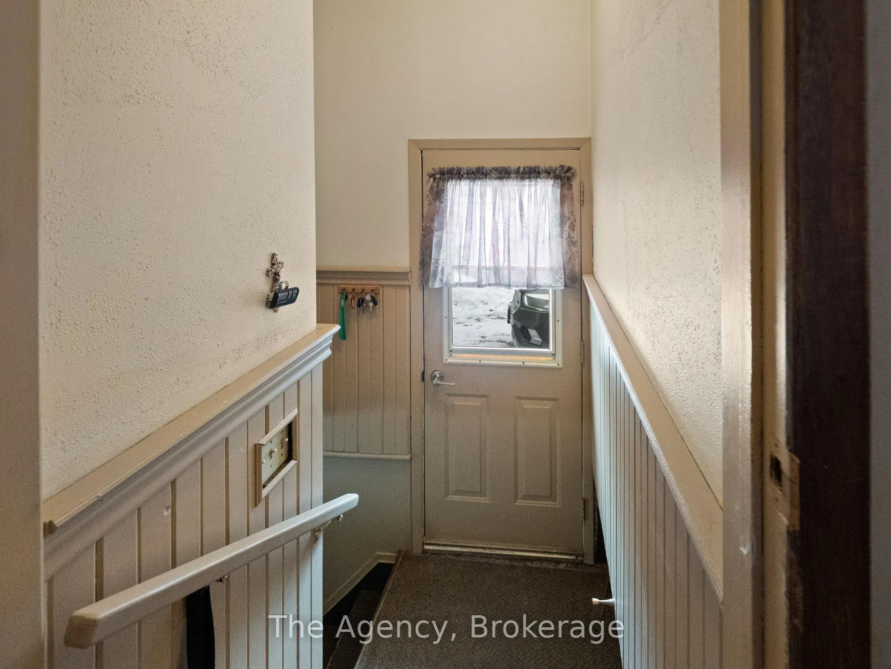 Photo 29 of 20 Brackencrest Road, St. Catharines, Secord Woods — HOMEH