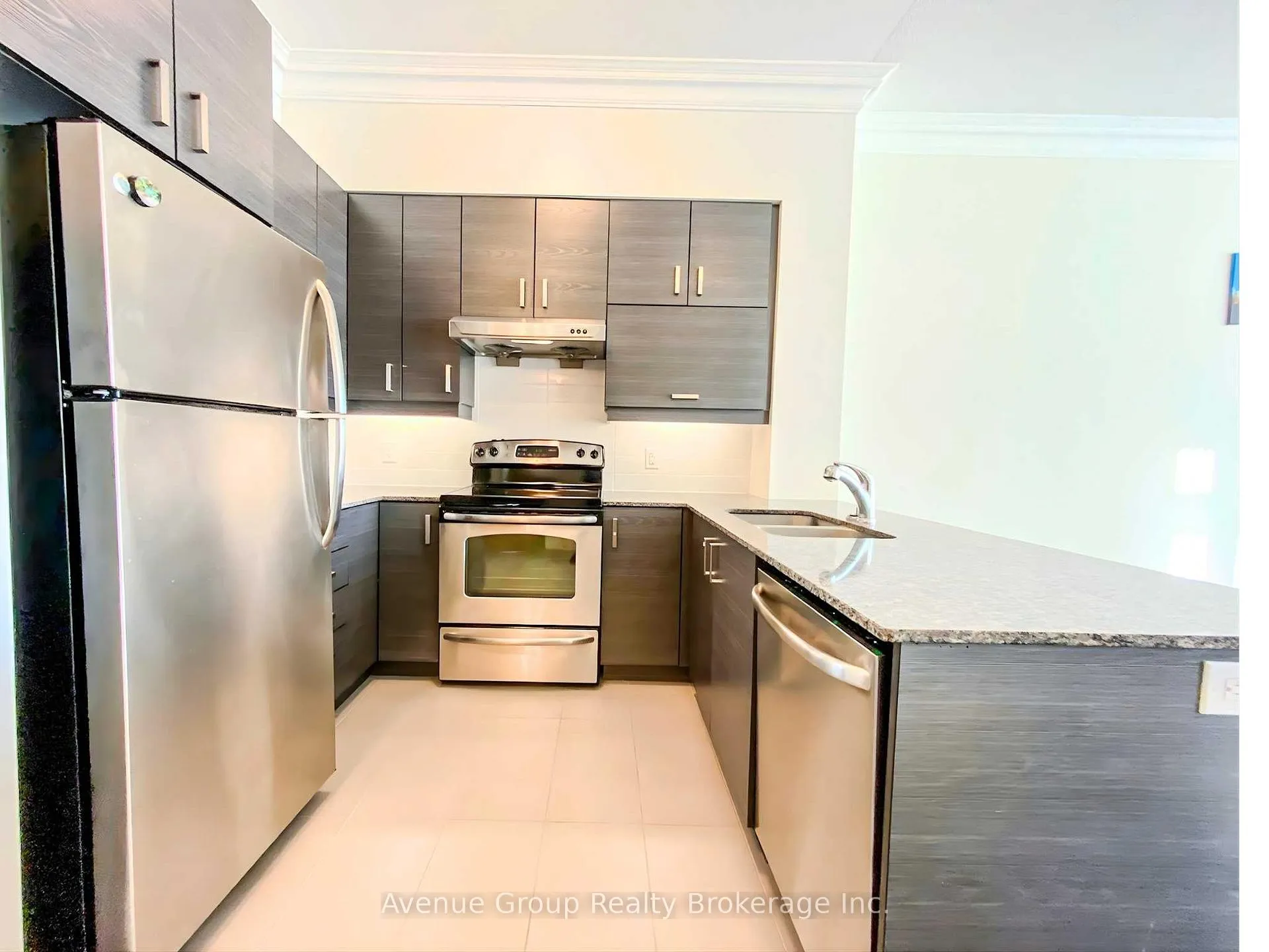 Photo 4 of Unit Ph07, 8228 Birchmount Road, Markham, Unionville — HOMEH