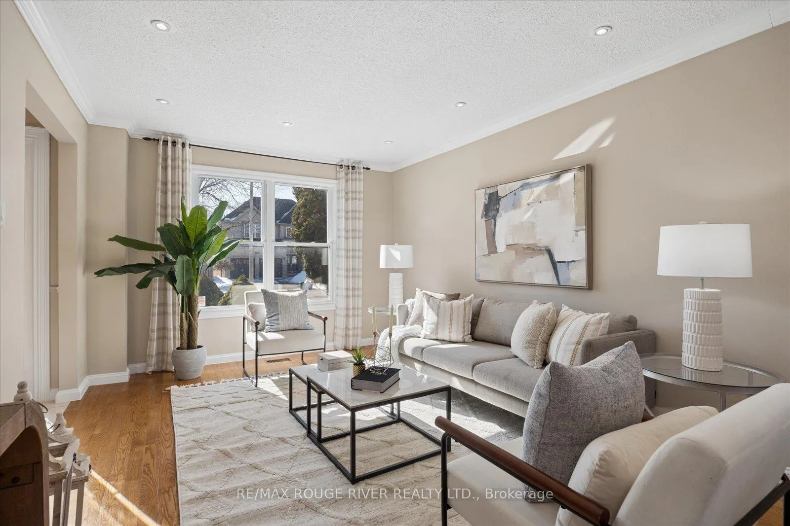 Photo 4 of 598 Maitland Drive, Pickering, Rosebank — HOMEH