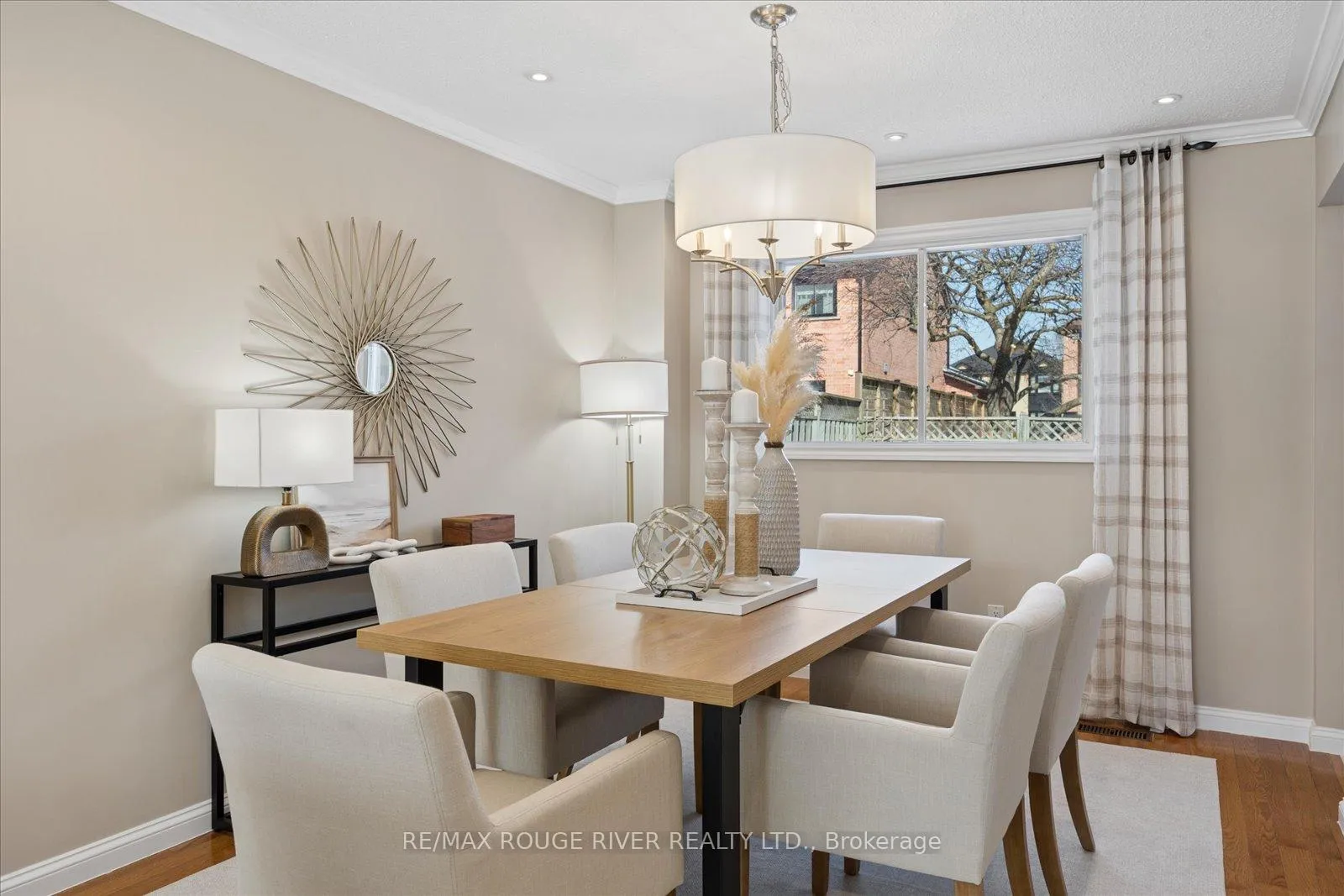 Photo 9 of 598 Maitland Drive, Pickering, Rosebank — HOMEH