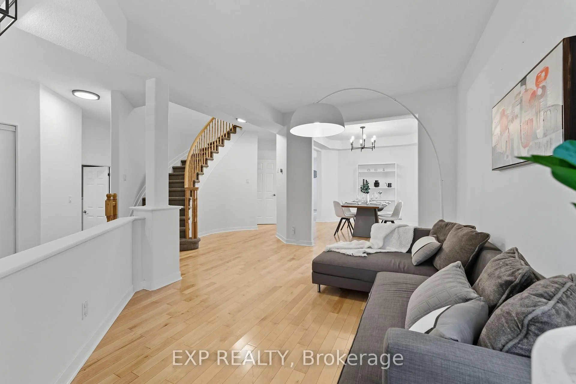 Photo 7 of 16 North Harrow Drive, Ottawa, Barrhaven - Longfields — HOMEH