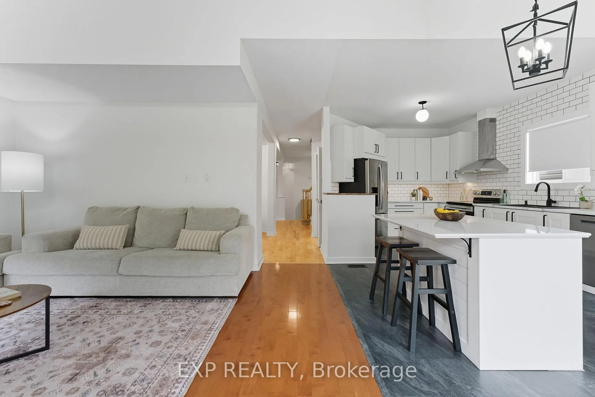 Photo 12 of 16 North Harrow Drive, Ottawa, Barrhaven - Longfields — HOMEH