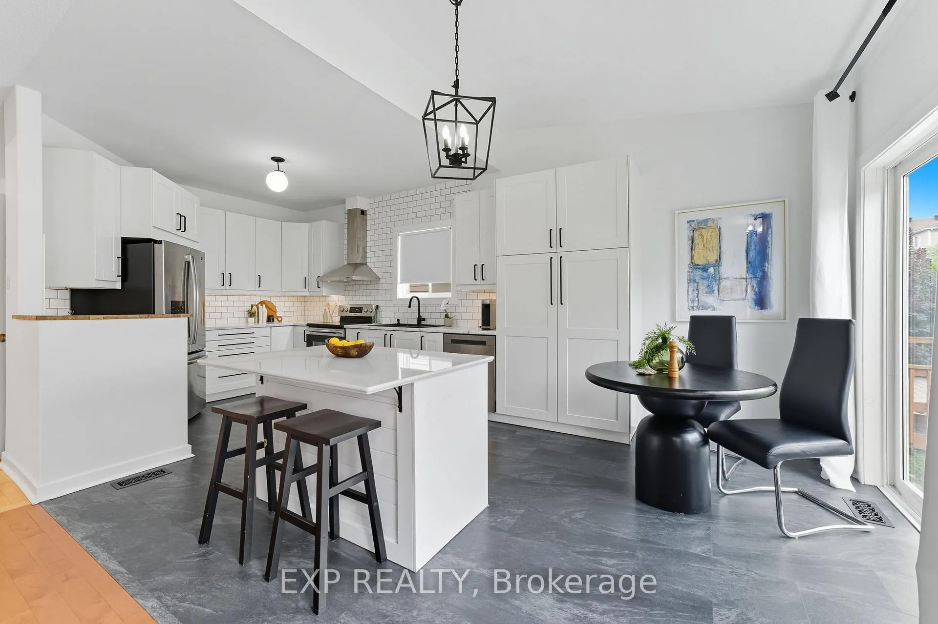 Photo 13 of 16 North Harrow Drive, Ottawa, Barrhaven - Longfields — HOMEH