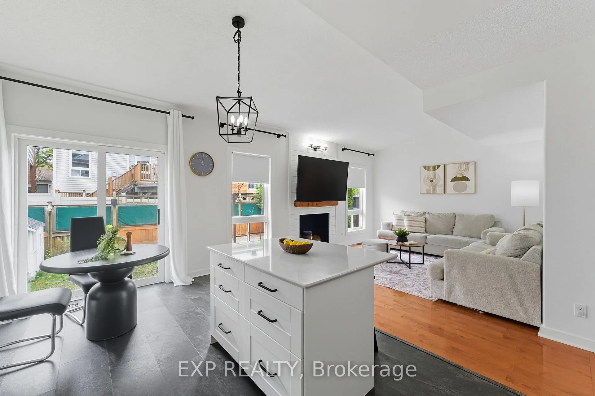 Photo 17 of 16 North Harrow Drive, Ottawa, Barrhaven - Longfields — HOMEH