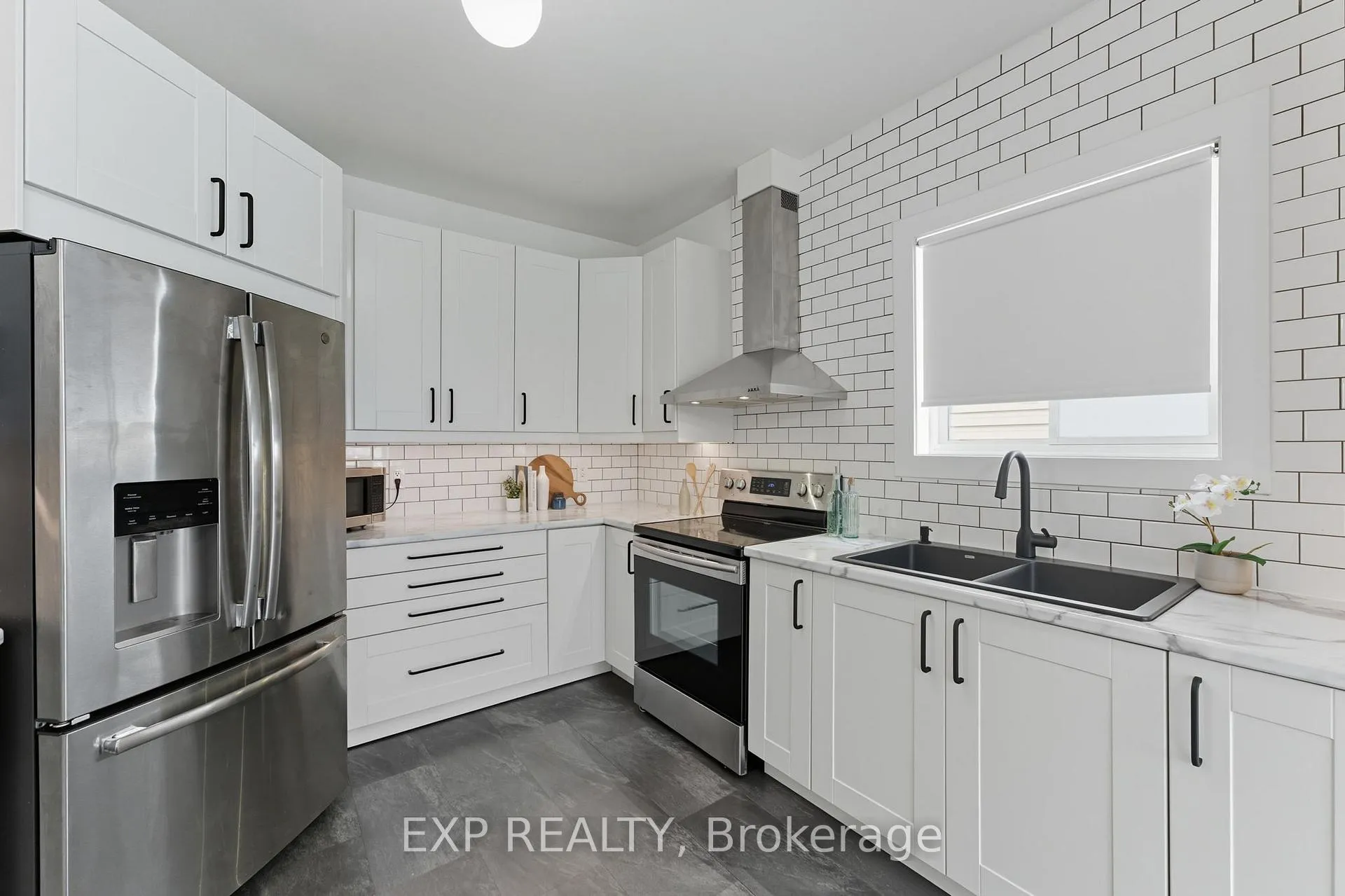 Photo 18 of 16 North Harrow Drive, Ottawa, Barrhaven - Longfields — HOMEH