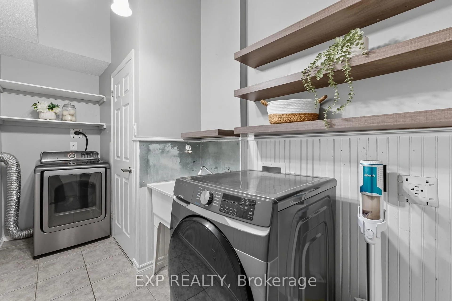 Photo 26 of 16 North Harrow Drive, Ottawa, Barrhaven - Longfields — HOMEH