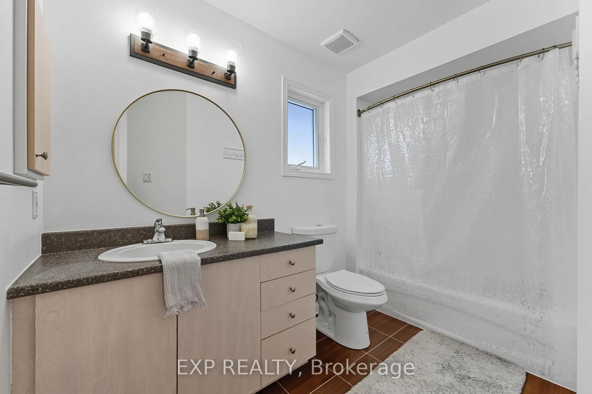 Photo 35 of 16 North Harrow Drive, Ottawa, Barrhaven - Longfields — HOMEH