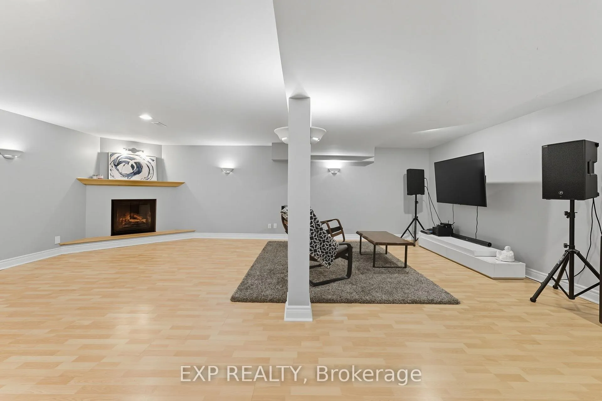 Photo 36 of 16 North Harrow Drive, Ottawa, Barrhaven - Longfields — HOMEH