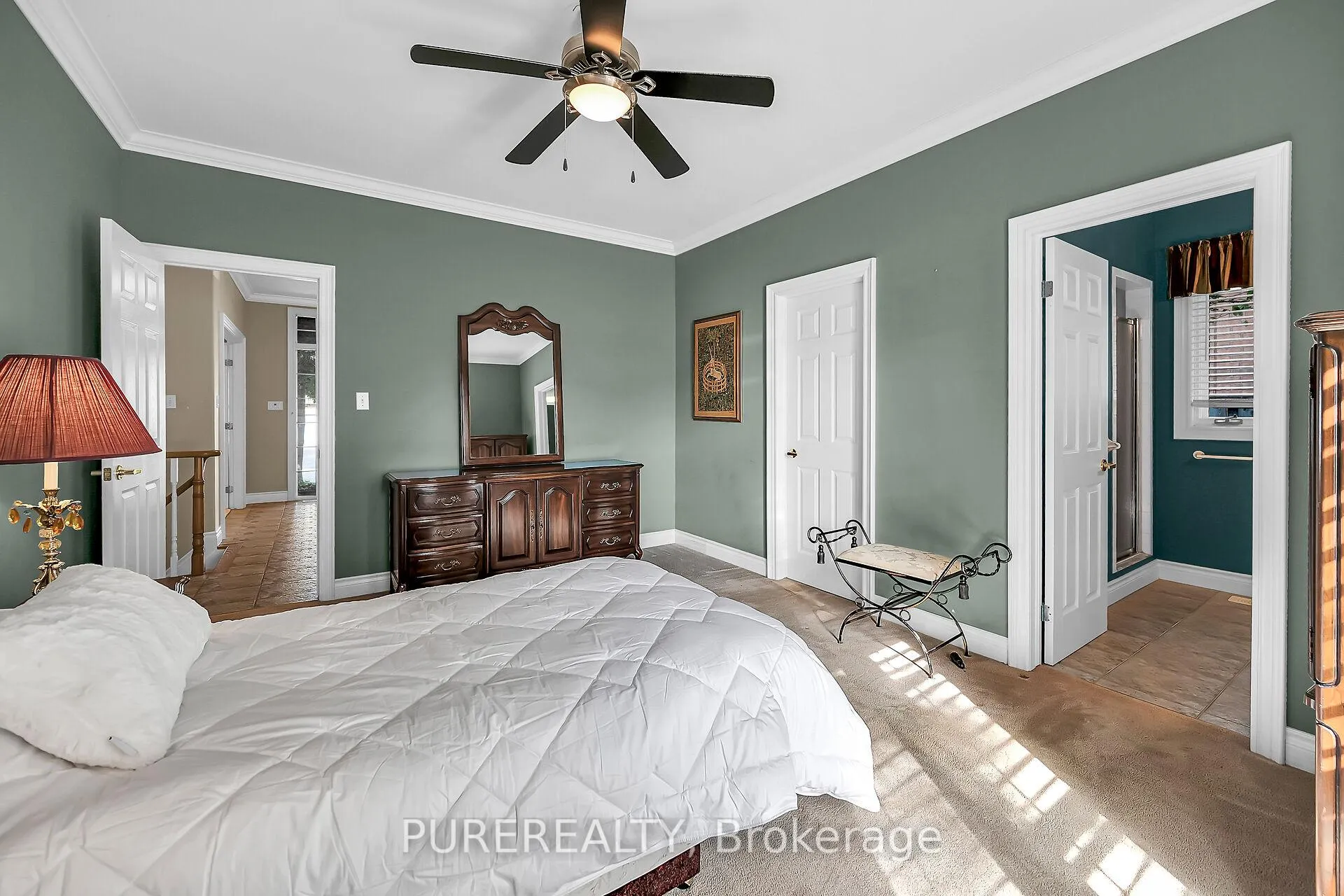 Photo 12 of 223 Greenbriar Road, Hamilton, Meadowlands — HOMEH