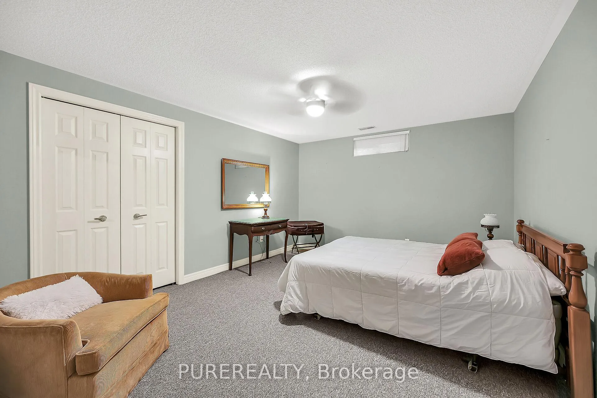 Photo 18 of 223 Greenbriar Road, Hamilton, Meadowlands — HOMEH