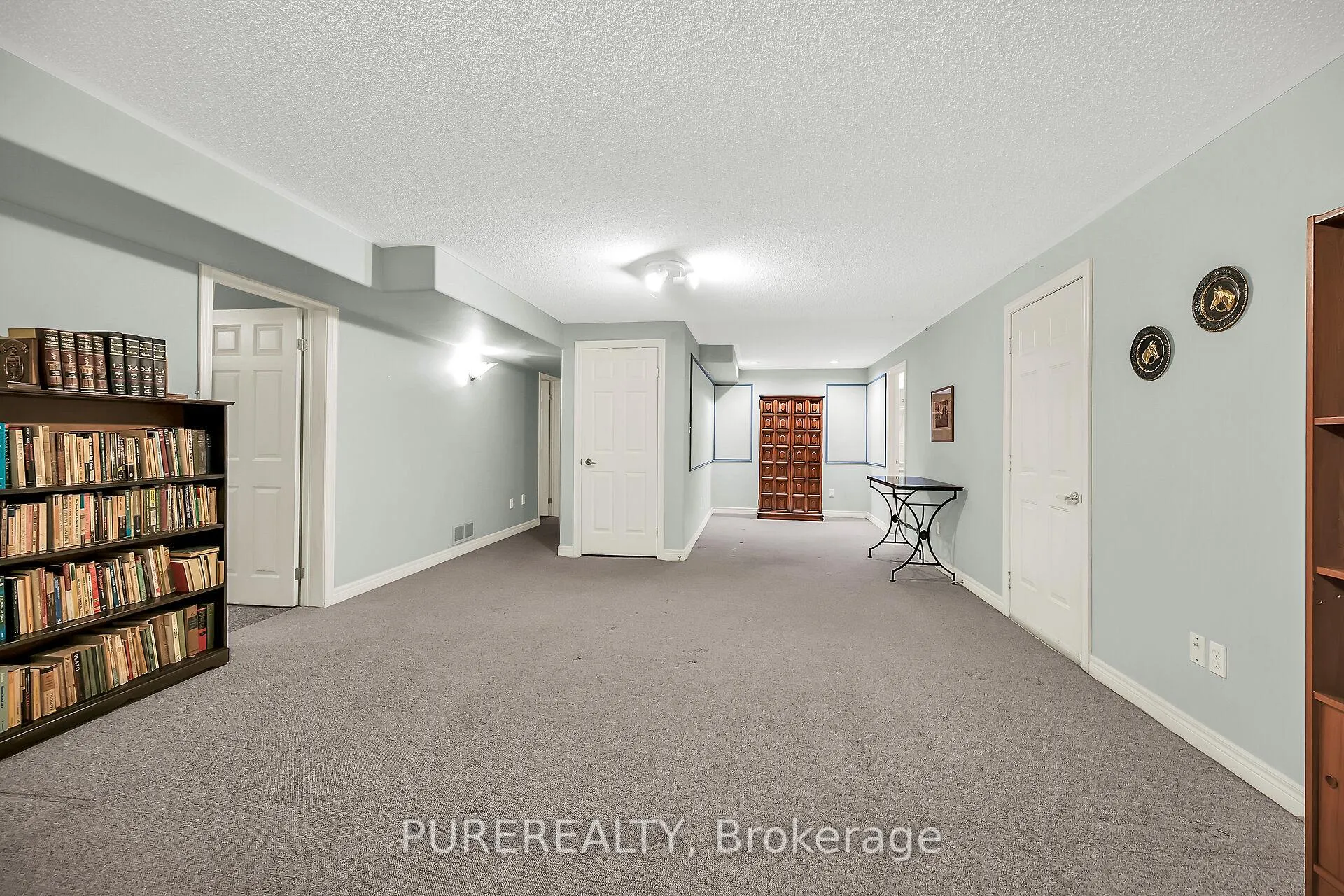 Photo 20 of 223 Greenbriar Road, Hamilton, Meadowlands — HOMEH