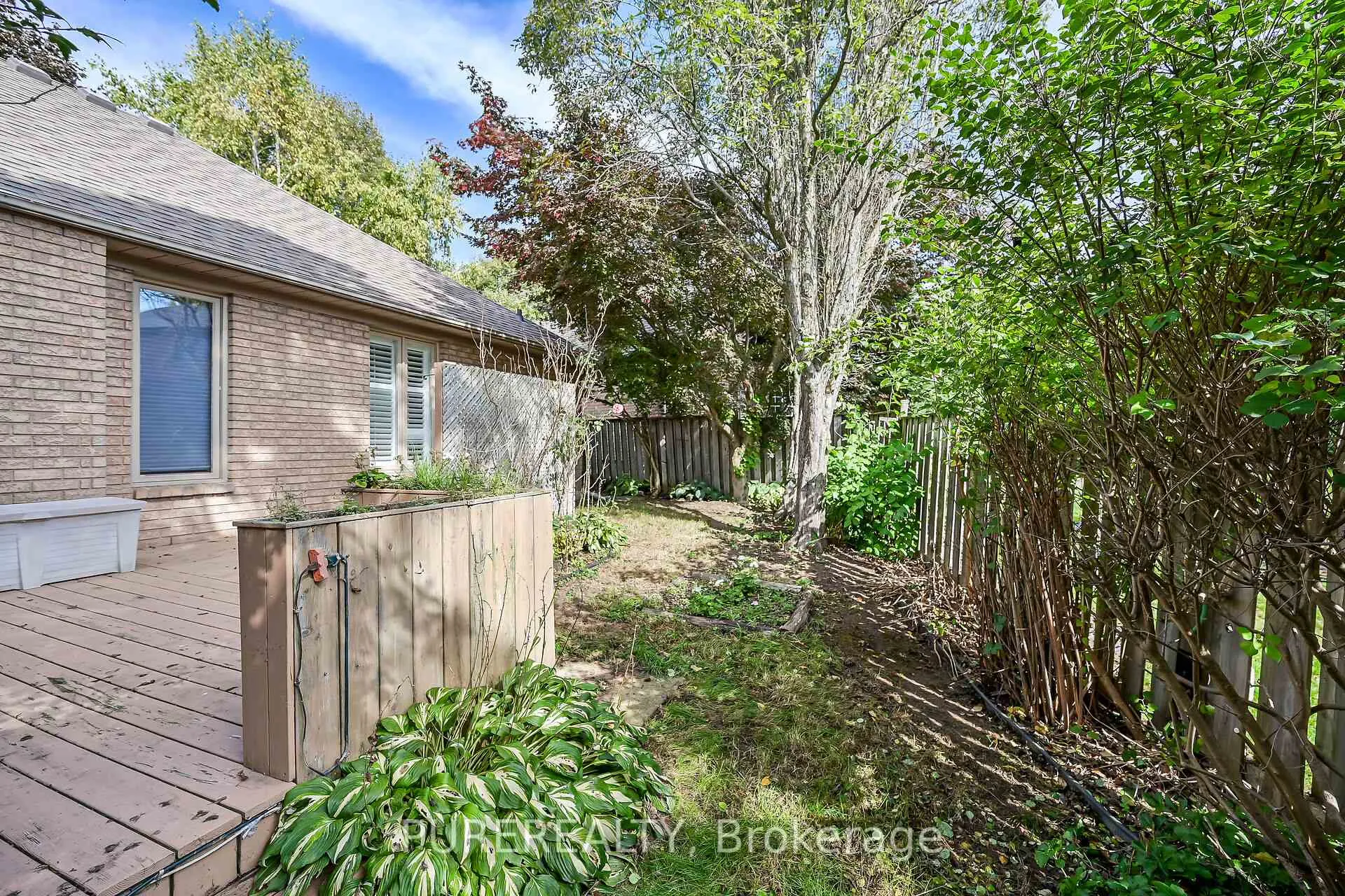 Photo 26 of 223 Greenbriar Road, Hamilton, Meadowlands — HOMEH