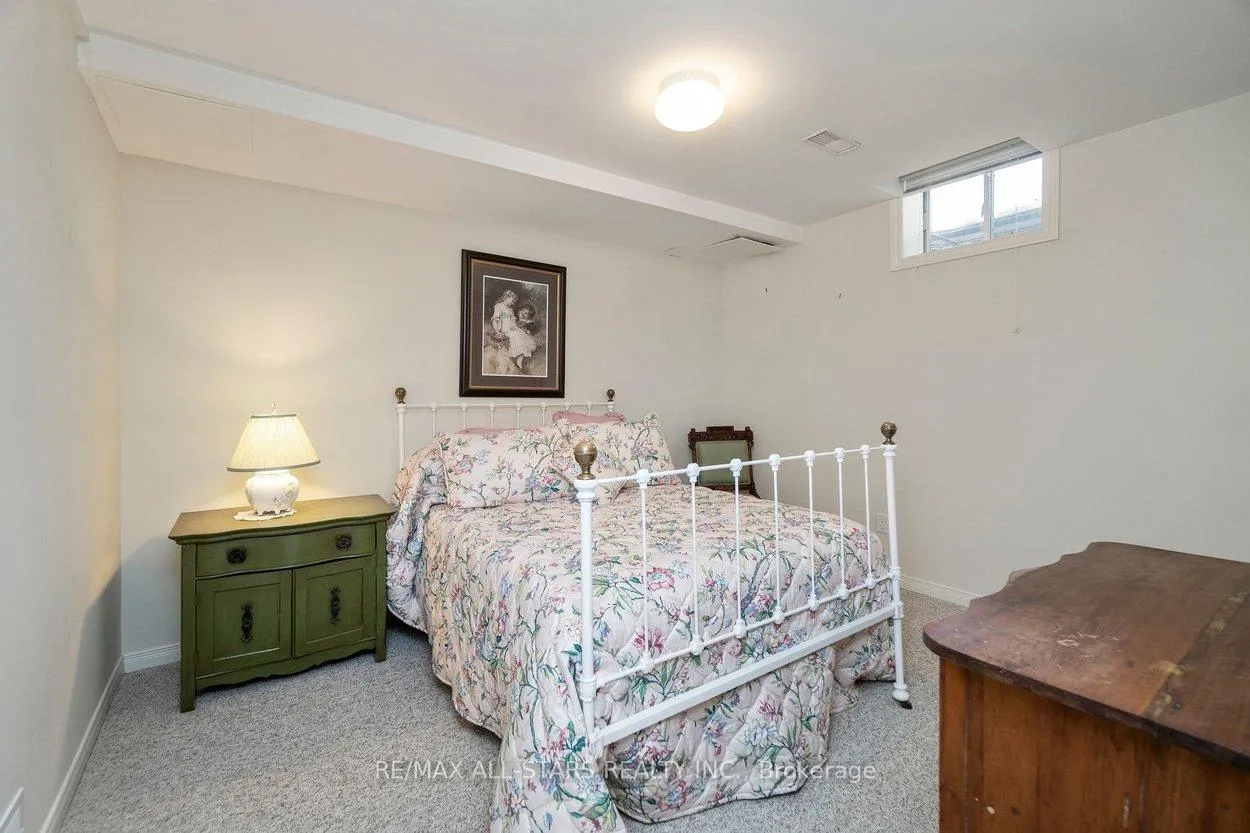 Photo 27 of 21 Wave Hill Way, Markham, Greensborough — HOMEH