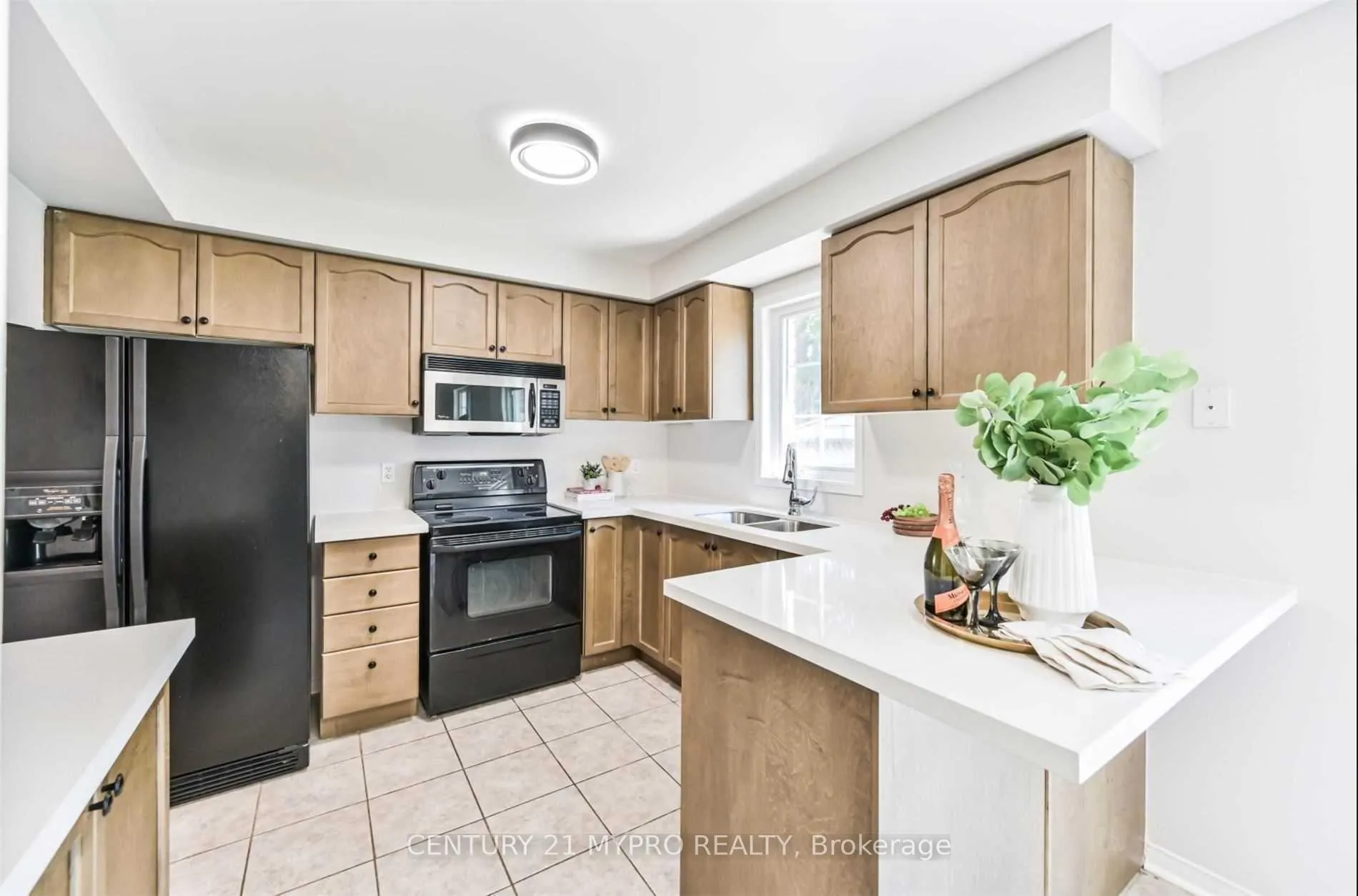Photo 9 of 60 Hibbard Drive, Ajax, Central — HOMEH