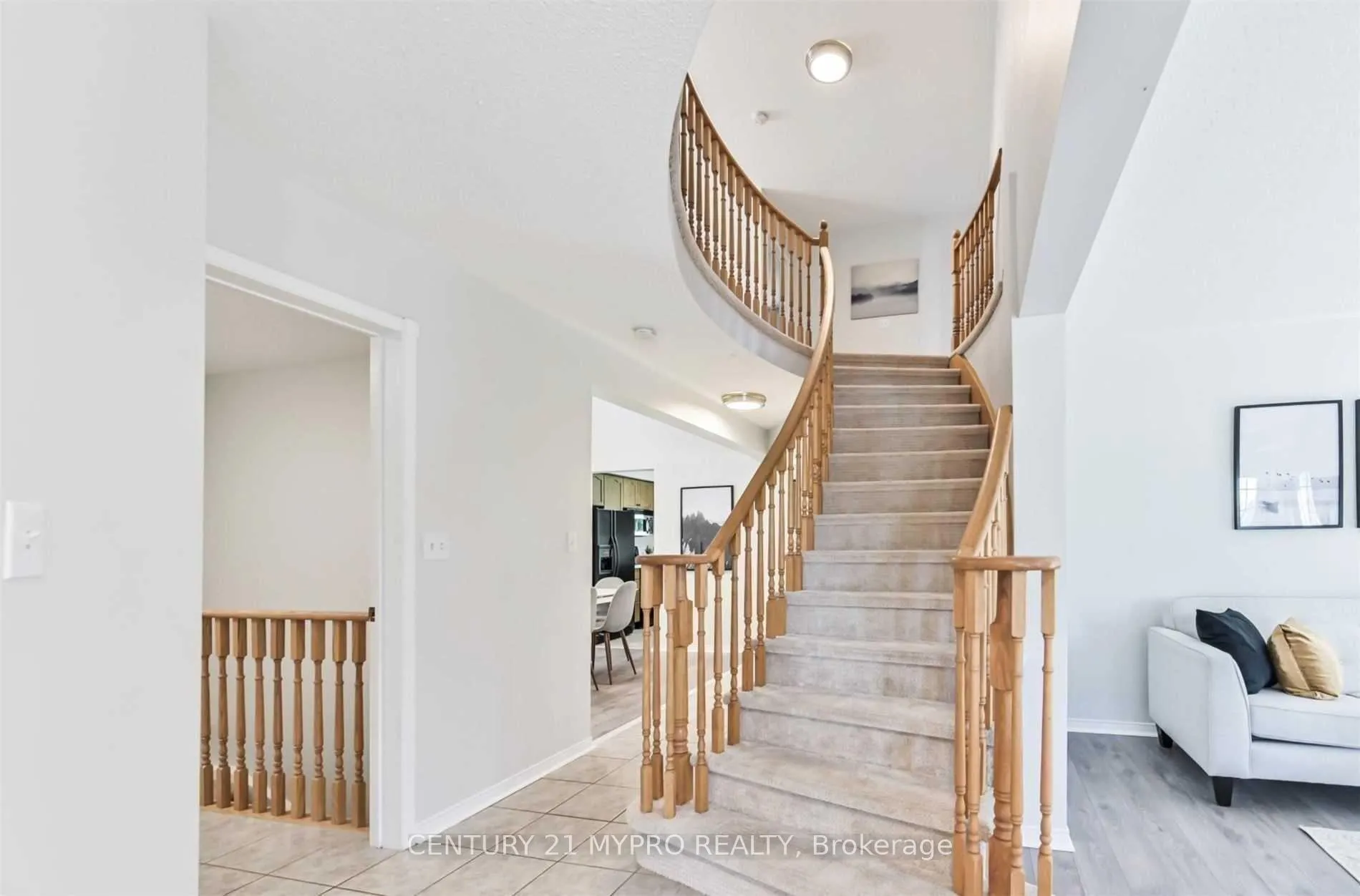 Photo 13 of 60 Hibbard Drive, Ajax, Central — HOMEH