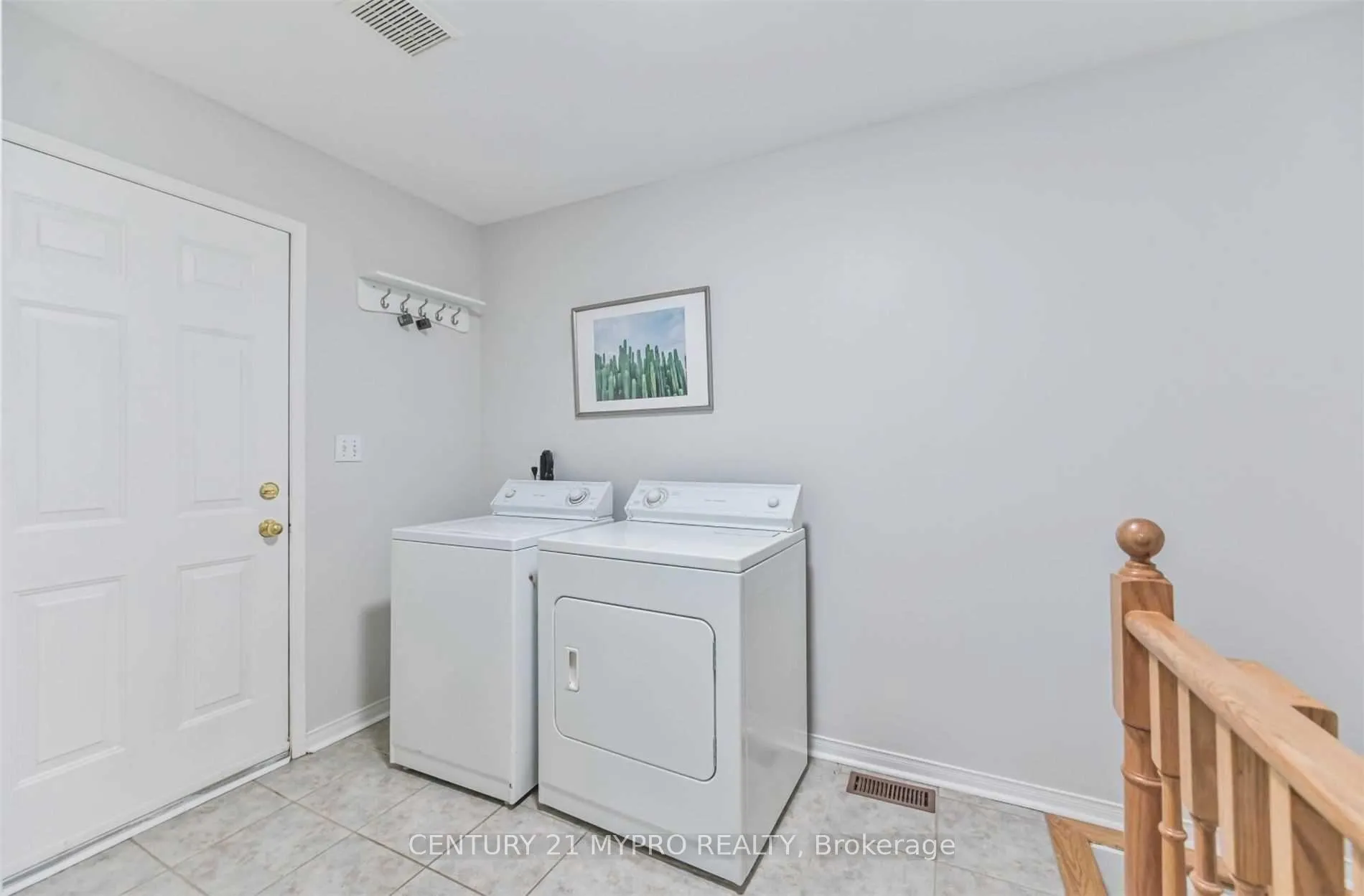 Photo 23 of 60 Hibbard Drive, Ajax, Central — HOMEH
