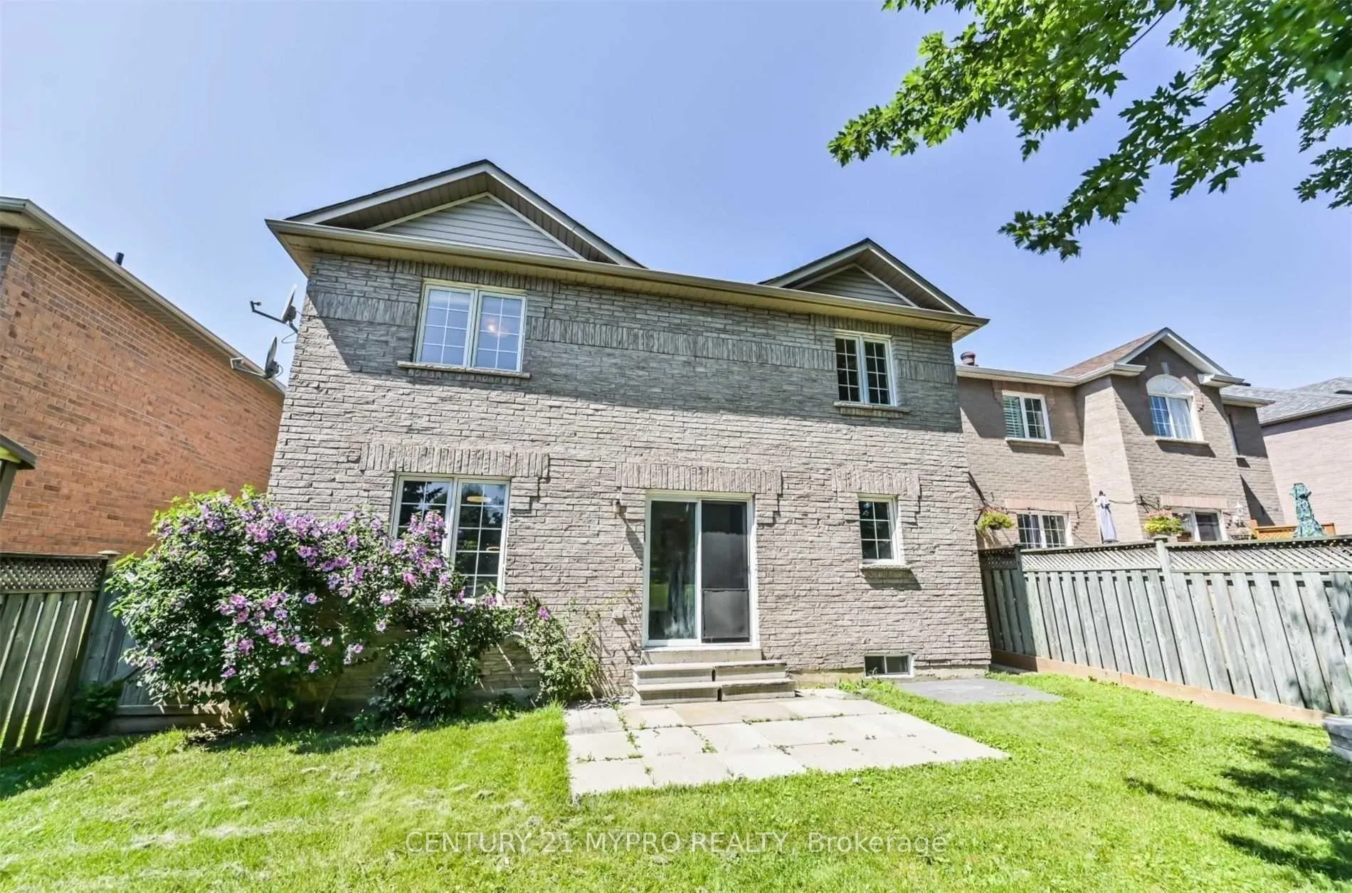 Photo 27 of 60 Hibbard Drive, Ajax, Central — HOMEH