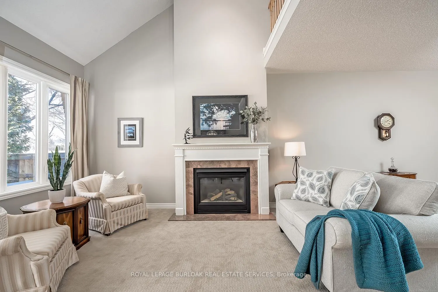 Photo 8 of 4138 Stonebridge Crescent, Burlington, Rose — HOMEH