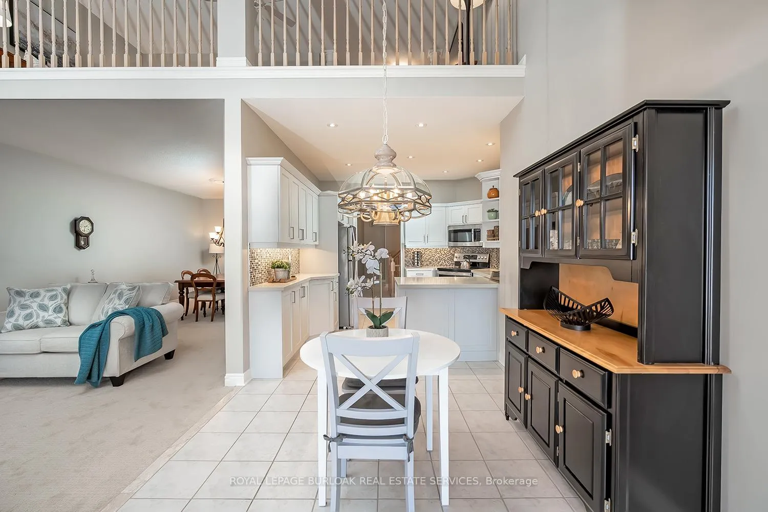 Photo 14 of 4138 Stonebridge Crescent, Burlington, Rose — HOMEH
