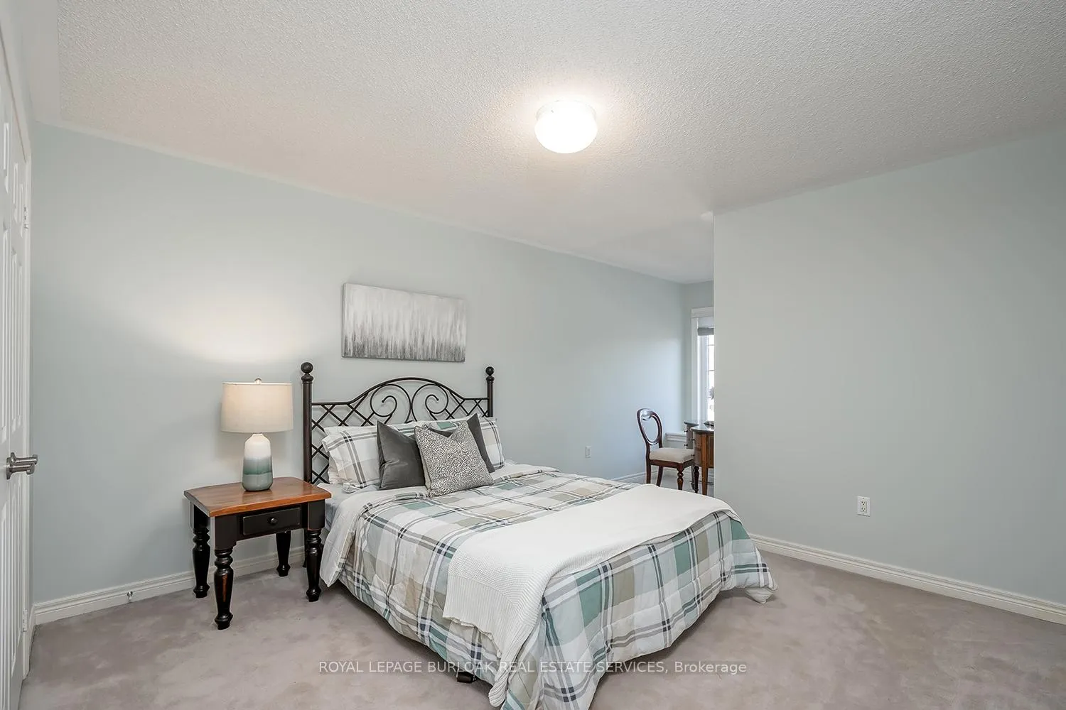 Photo 34 of 4138 Stonebridge Crescent, Burlington, Rose — HOMEH